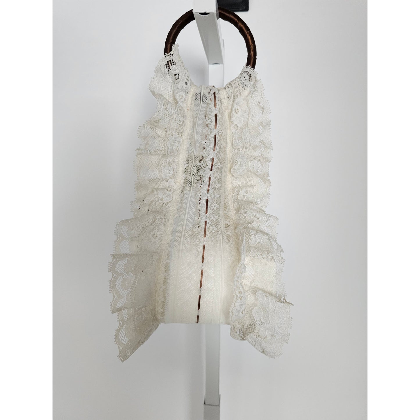 Vintage 1970s Hanging Toilet Paper Roll Holder White Frilly Lace