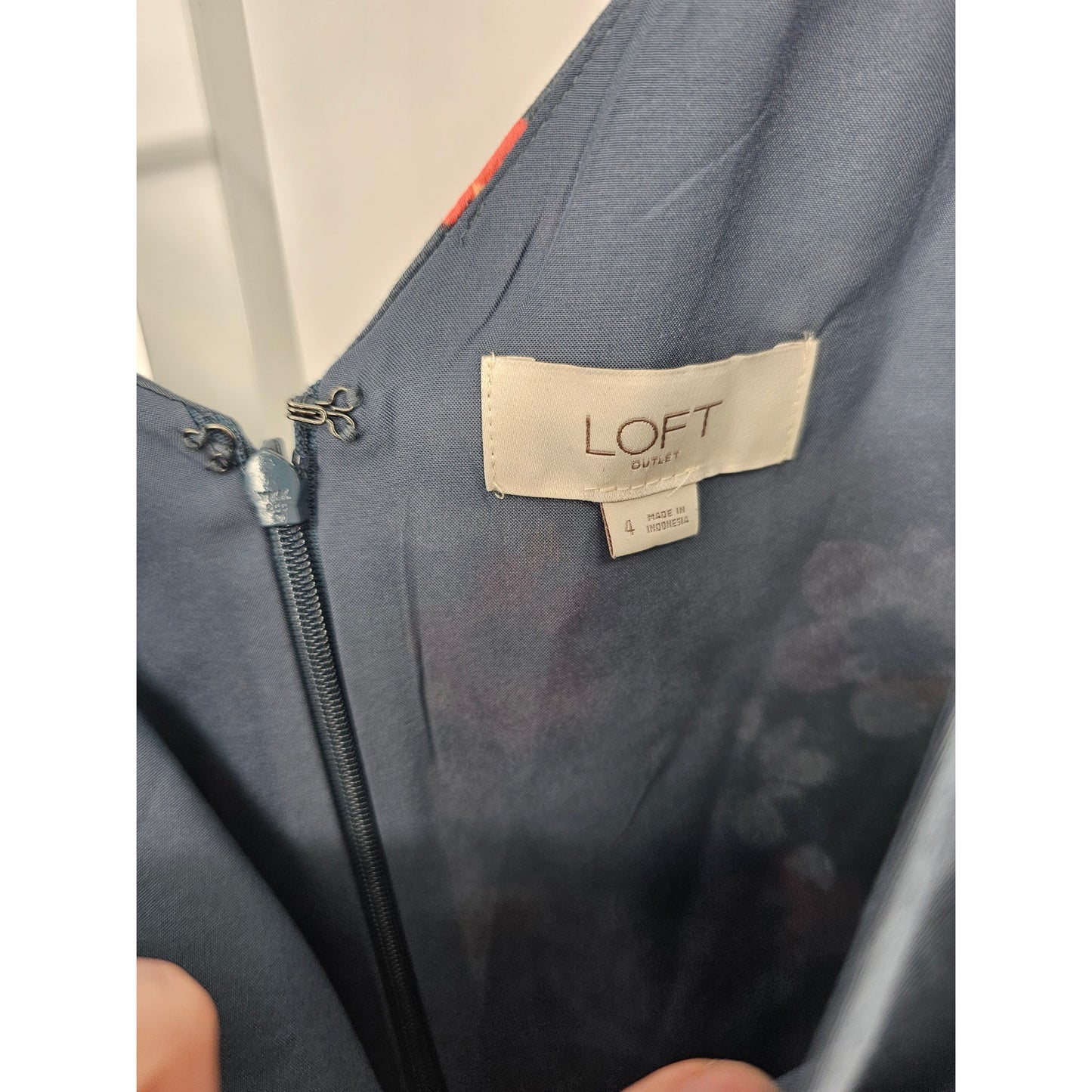 Loft Womens Sz 4 Knee Length Sleeveless Dress Cotton Gray Floral Springtime