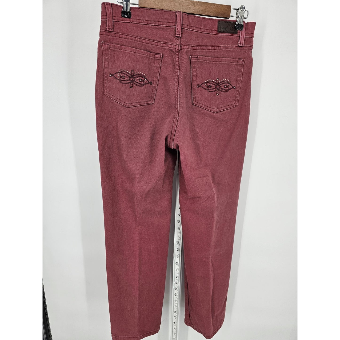 Lee Classic Fit Womens Sz 10P Petite Slim Leg Jeans Dark Blush Pink