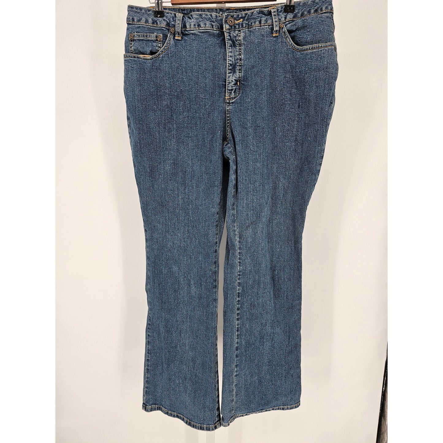 St Johns Bay Womens Sz 18W Bootcut Blue Jeans Medium Wash Cotton