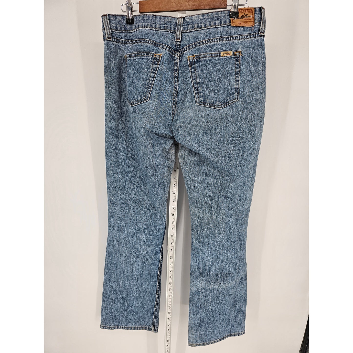 Vintage Levi Strauss Womens Sz 12 Long Bootcut Blue Jeans Low Rise Light Wash