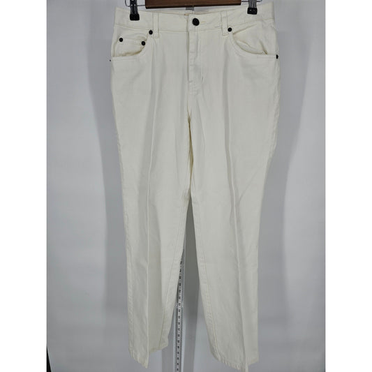 St Johns Bay Womens Sz 8 Slim Leg Mid Rise Jeans White