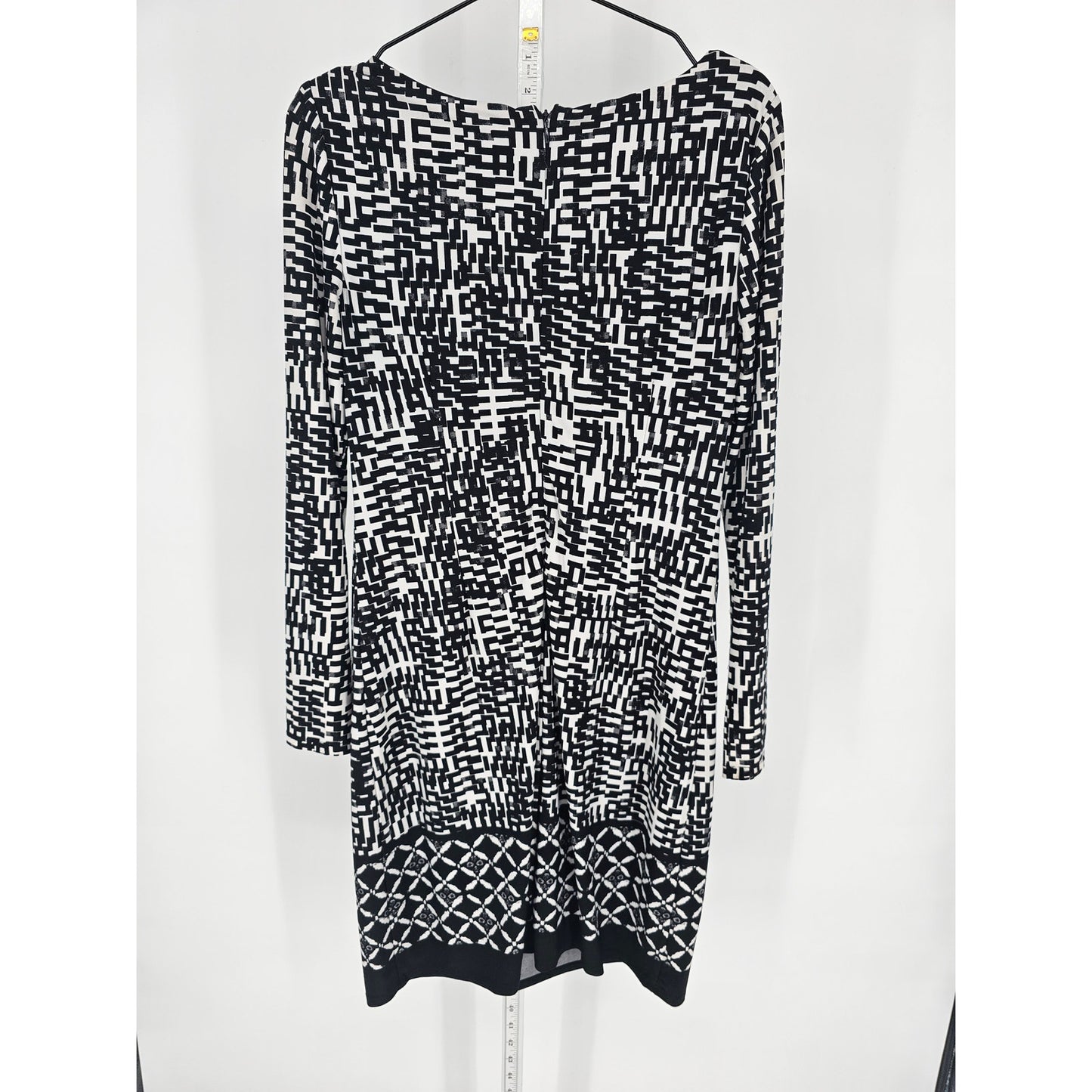 Jones New York Womens Sz 8 Knee Length Long Sleeve Dress Black White Abstract