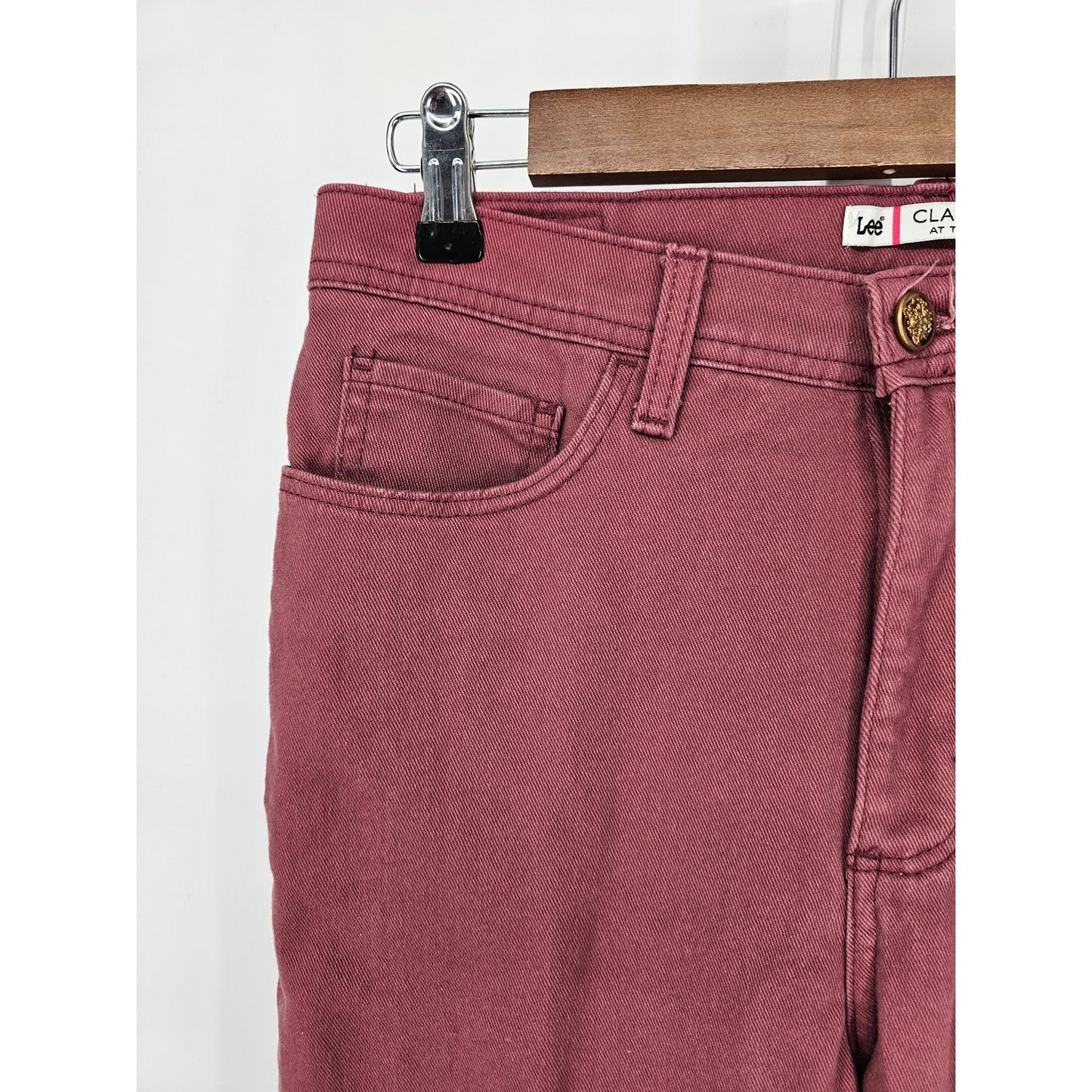 Lee Classic Fit Womens Sz 10P Petite Slim Leg Jeans Dark Blush Pink