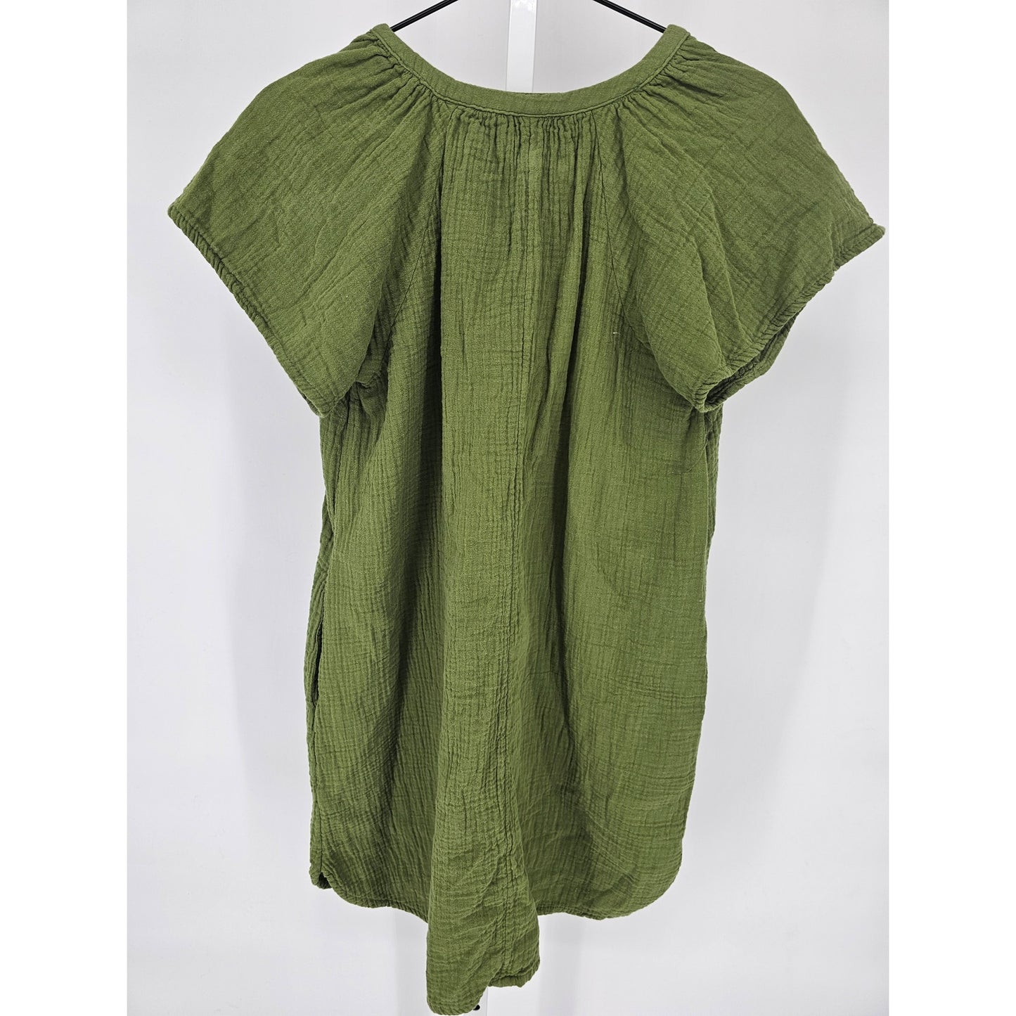 Universal Threads Womens Sz XS Knee Length Green Dress Gauzy Short Sleeve