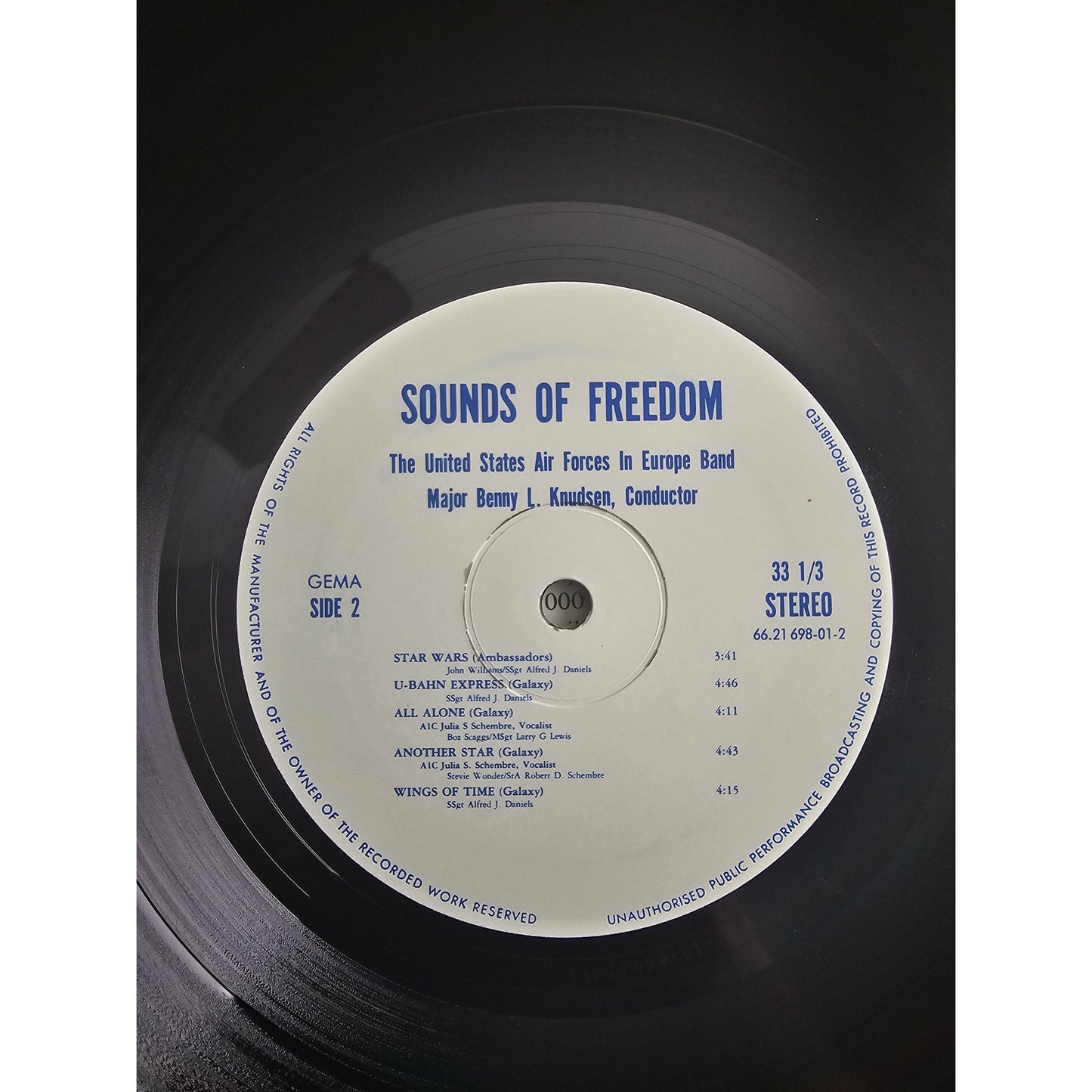 Sounds of Freedom The United States Air Forces in Europe Band Gema 66.21 698-01