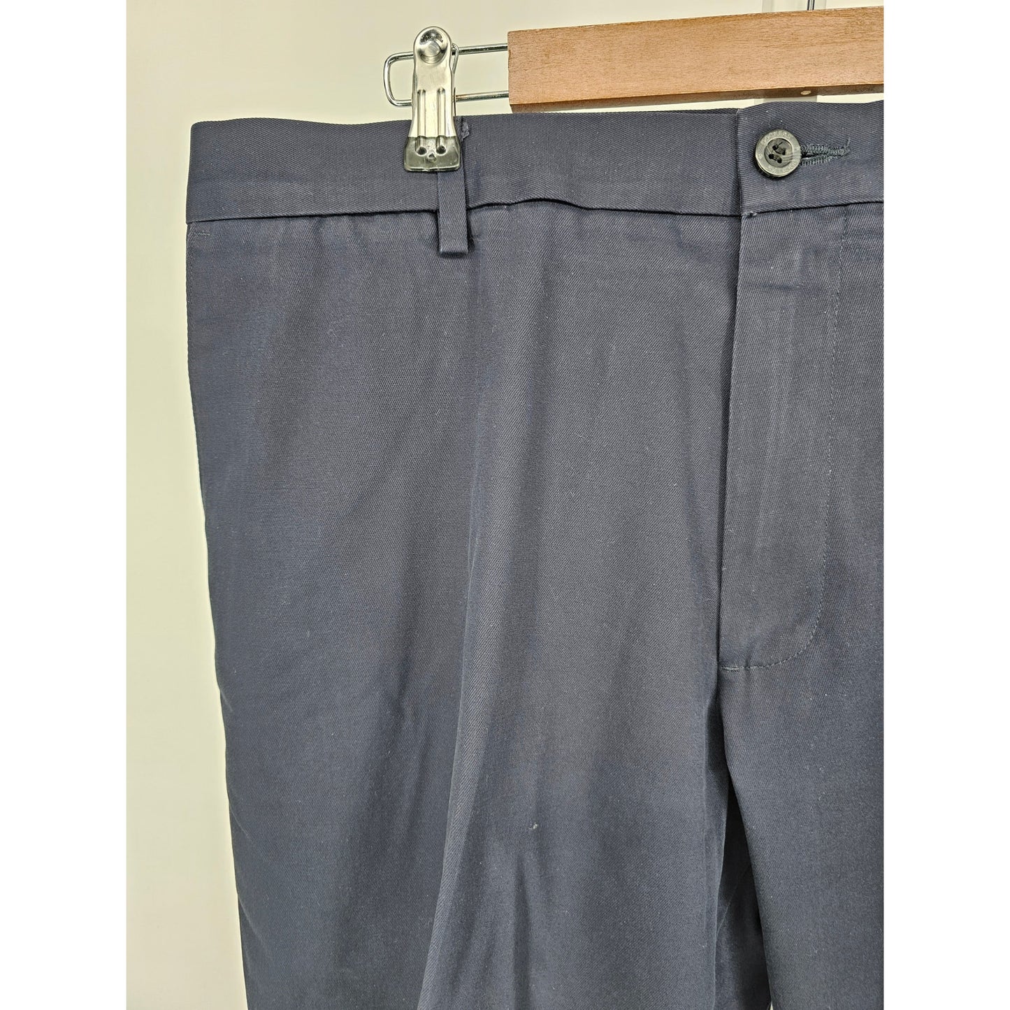 Dockers Classic Fit Mens Sz 38x31 Dress Pants Cotton Blend Navy Blue Flat Front