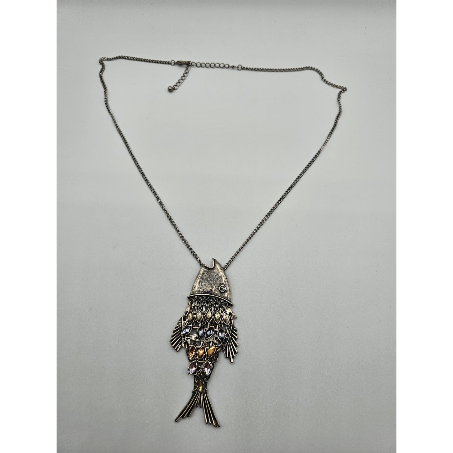 Vintage Fish Pendant Style Necklace Silver Tone Chain Inlay Stones