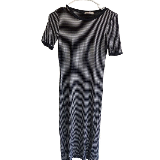 Heart & Hips Womens Sz M Midi T shirt dress Black White Striped