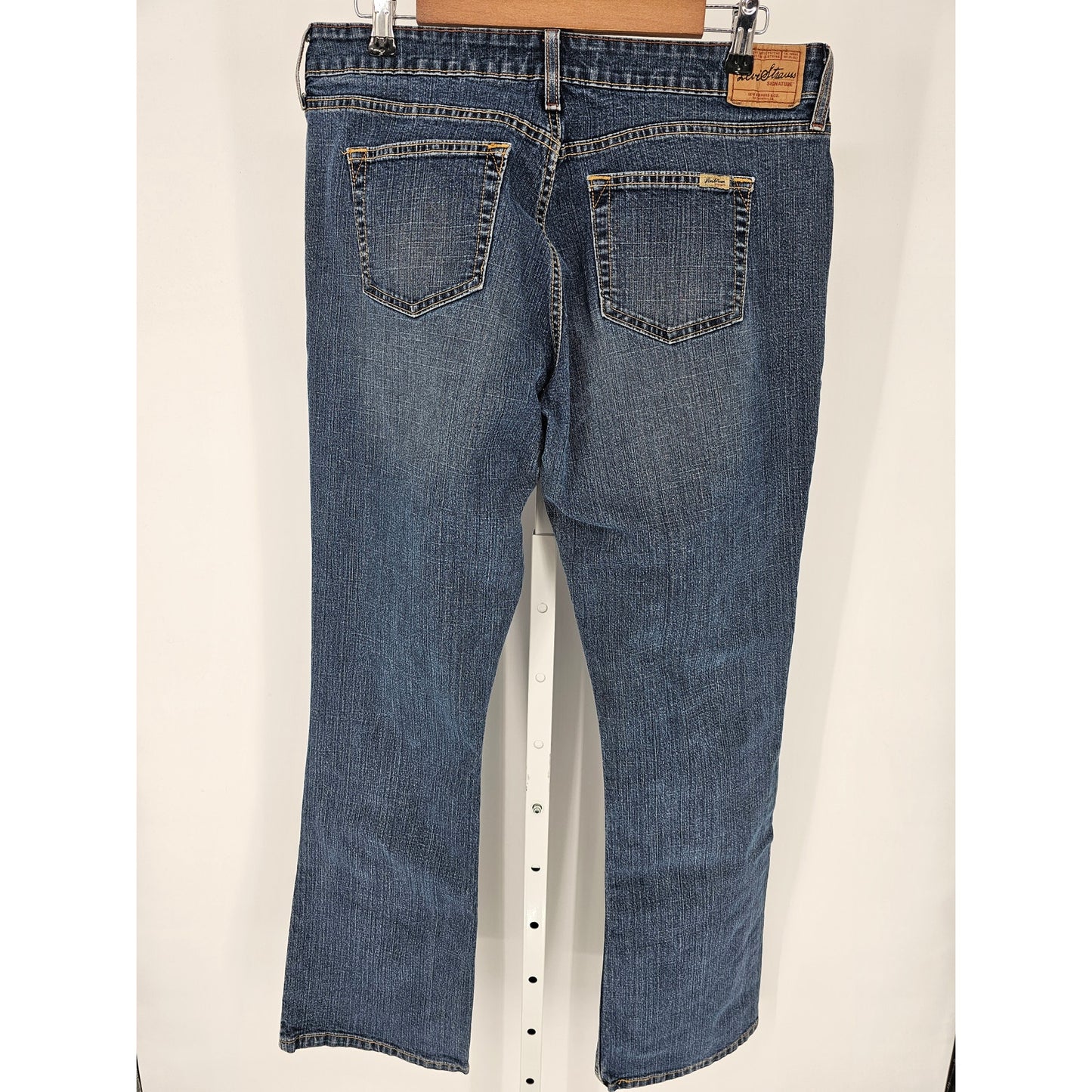 Vtg Y2K Levi Strauss Womens Sz 12 Low Rise Bootcut Blue Jeans Medium Wash