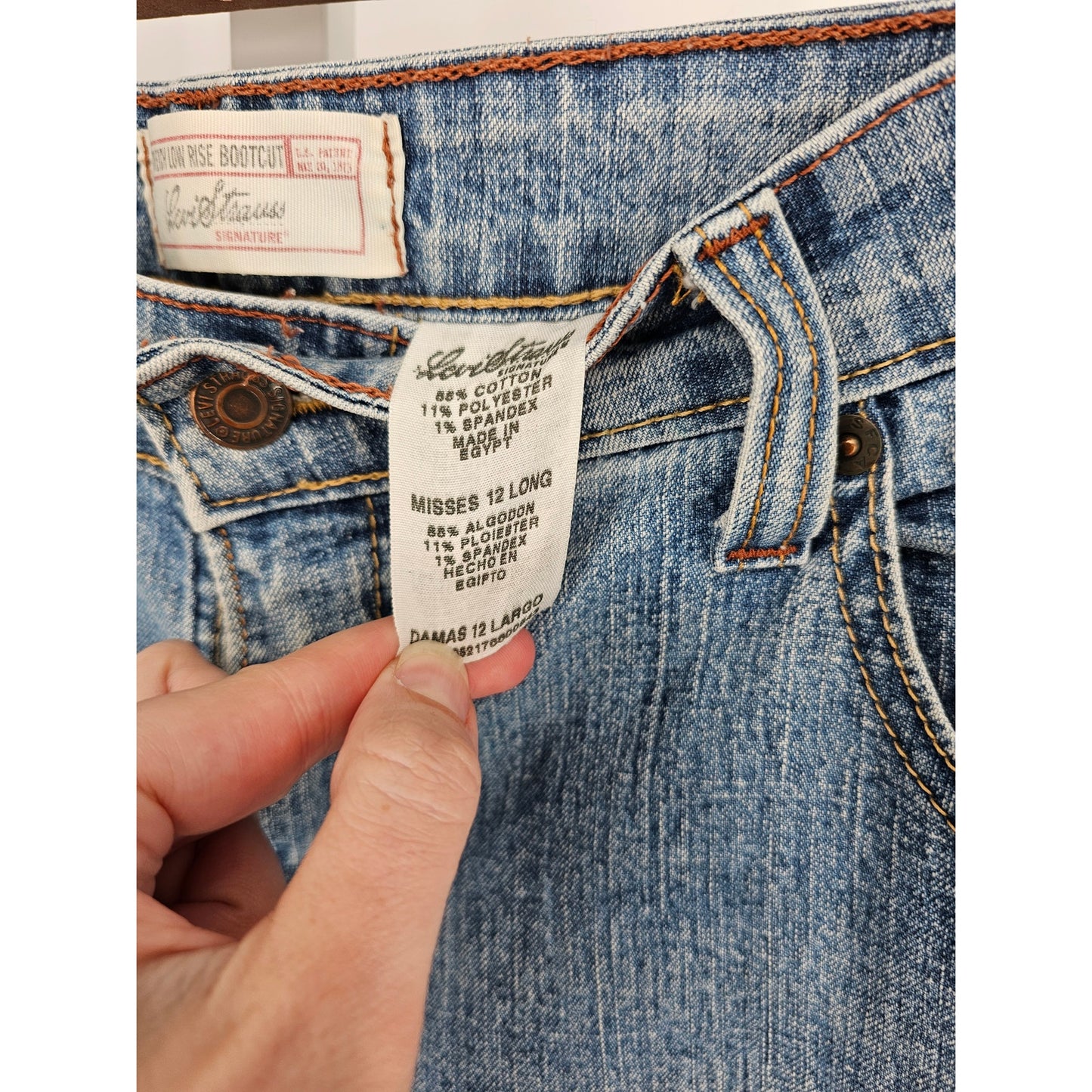 Vintage Levi Strauss Womens Sz 12 Long Bootcut Blue Jeans Low Rise Light Wash