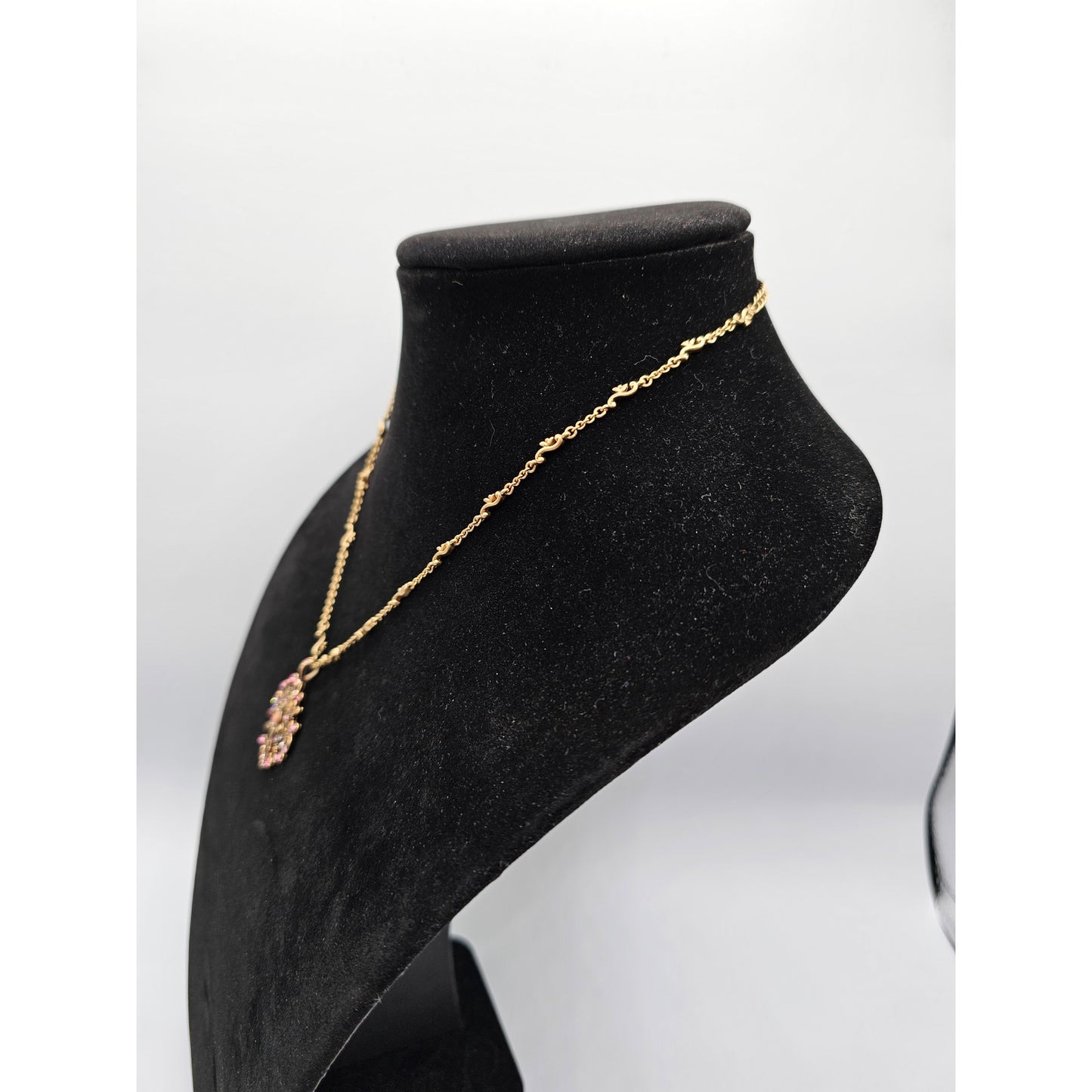 Vintage Y2K Pendant Necklace Gold Tone Pink Rhinestone Enamel Pendant
