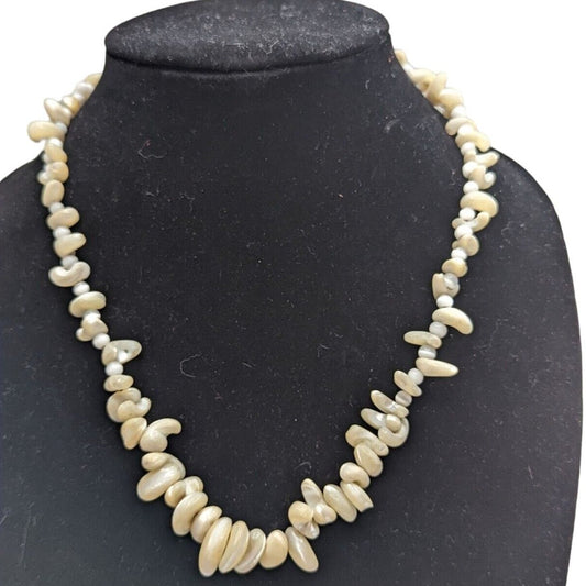 Vintage Mid Century Womens Irregular Ivory Pearl Single Strand Necklace