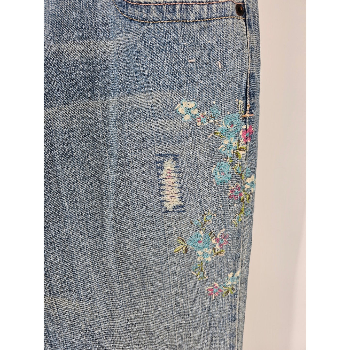 Vintage Y2K Aeropostale Juniors Sz 11 Authentic Flare Blue Jeans Embroidered