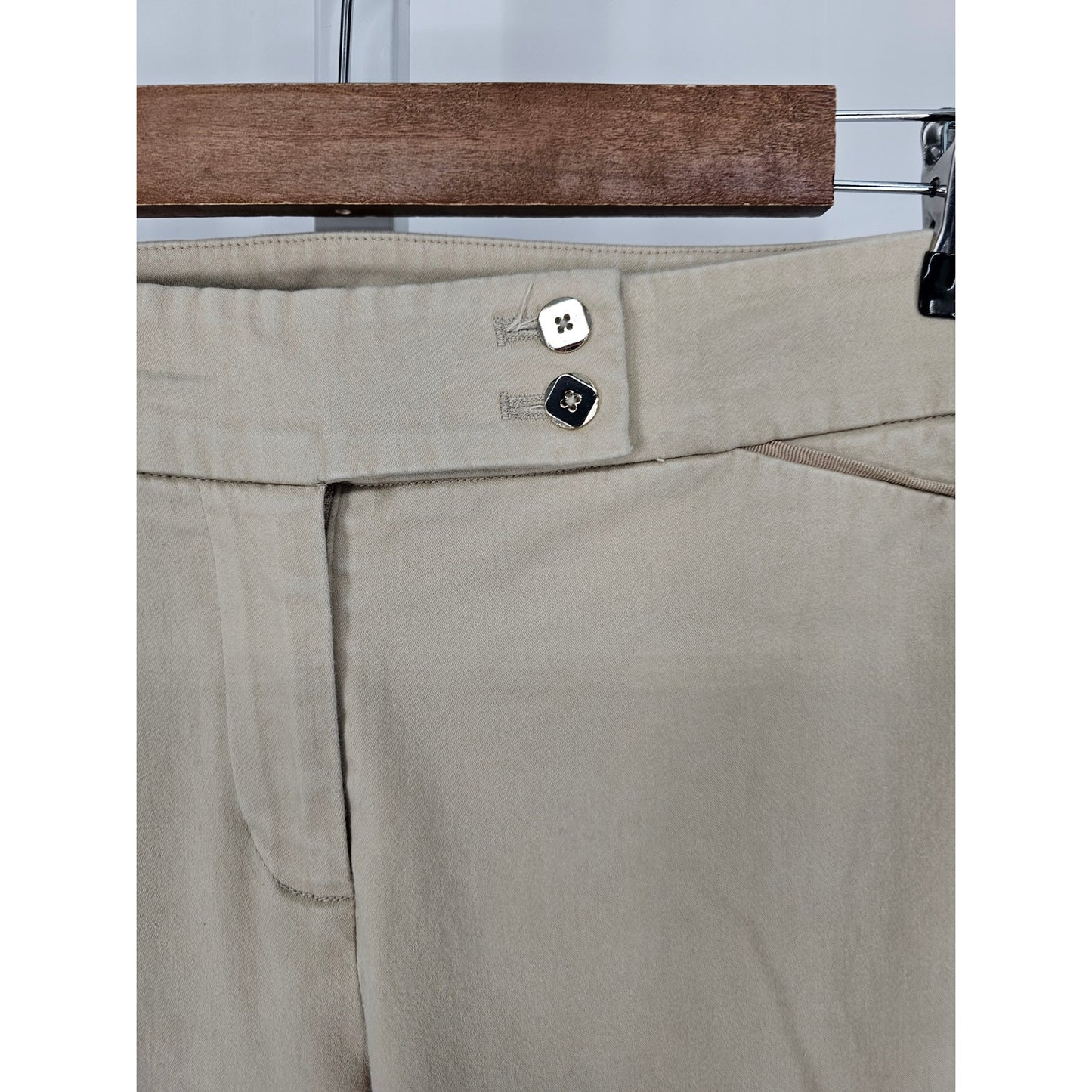 White House Black Market Womens Sz 6 Sleek Bootcut Legacy Dress Pants Beige