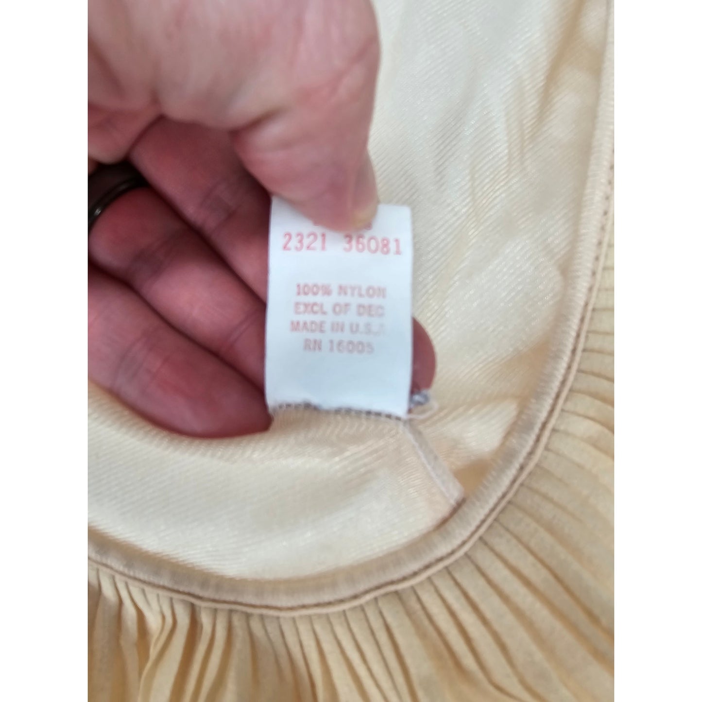 Vintage 1970s Sears Womens Sz M 100% Nylon Maxi Length Nightgown Light Pink