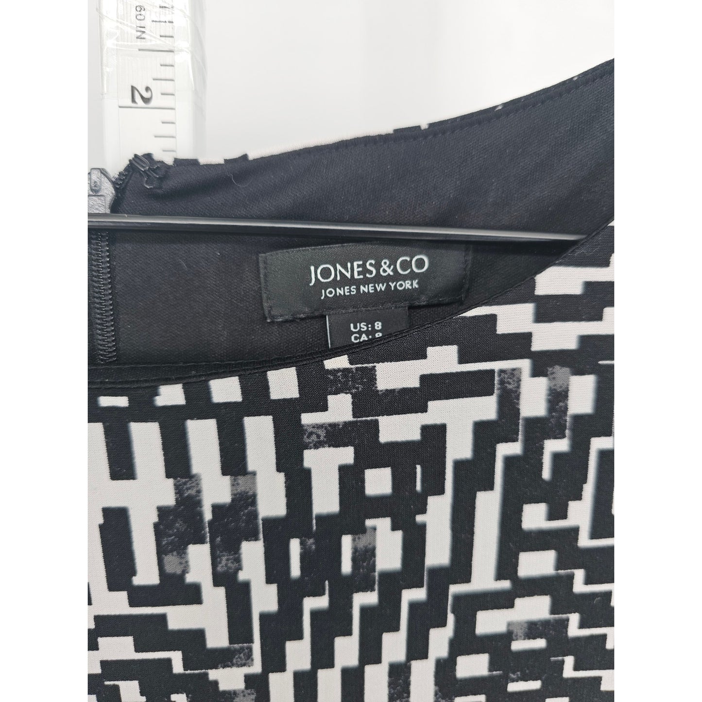 Jones New York Womens Sz 8 Knee Length Long Sleeve Dress Black White Abstract