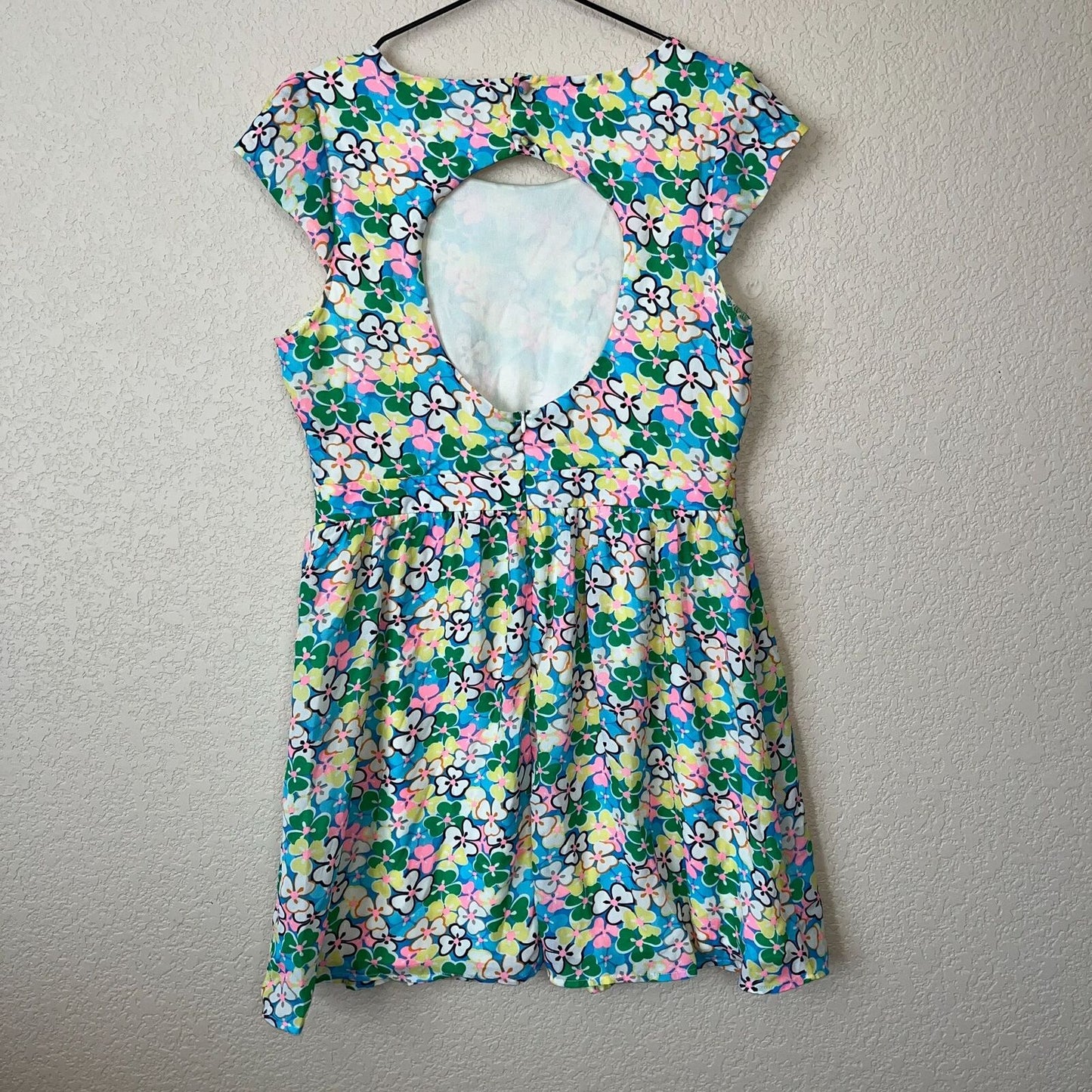 Forever 21 Womens Sz L Short Sundress Colorful Floral Mod Keyhole Back