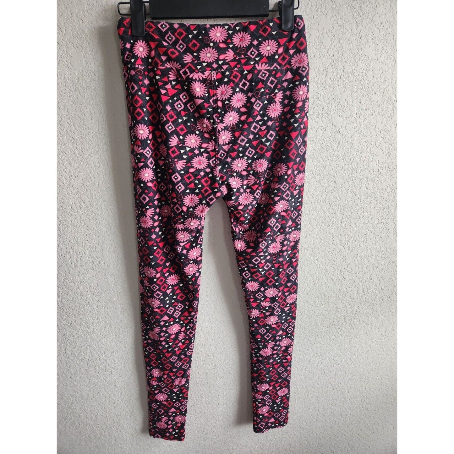 Lularoe OS One Size Leggings Pink Black Daisy and Geometric Print