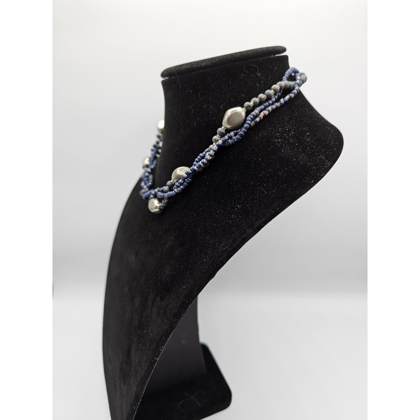 Cintage Y2K Braided Seed Bead Necklace Blue and Silver Tone Beads