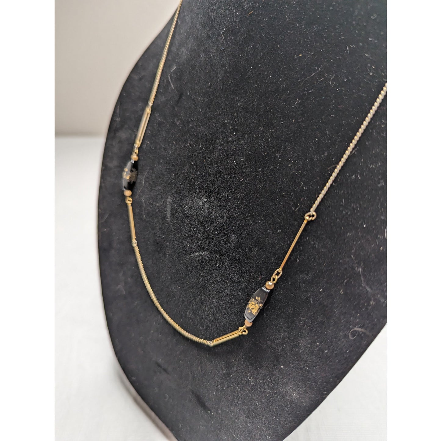 Vintage 1990s Womens Gold Tone Beaded Dainty Necklace Black Floral Beads
