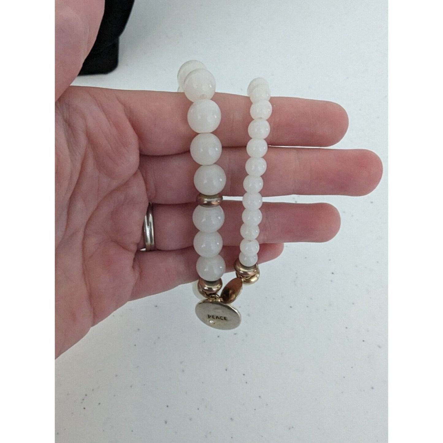 The Limited Womens Set of 2 Beaded Bracelets White Silver Peace