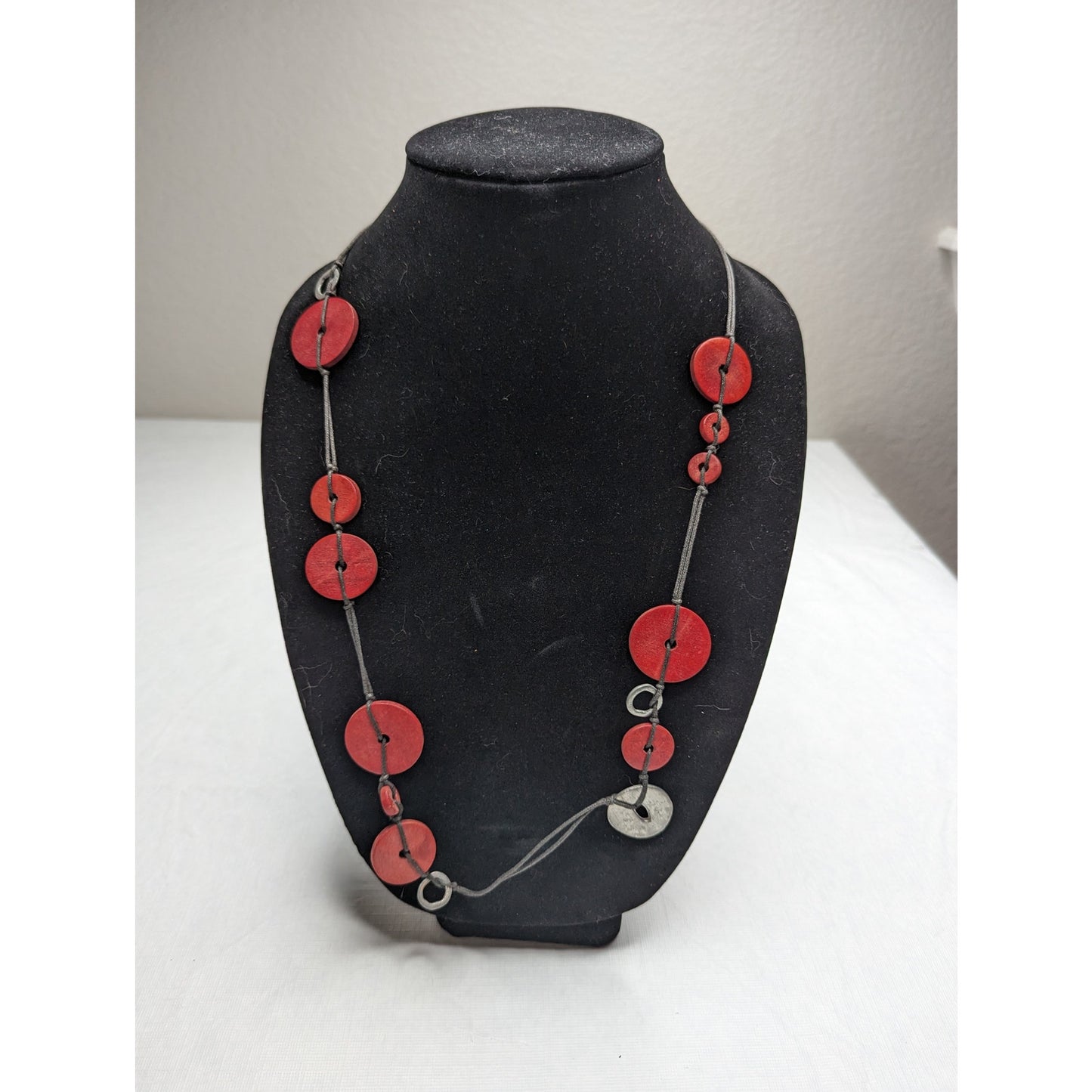 Vintage Red and Silver Wooden Disc Single Strand Mod Necklace