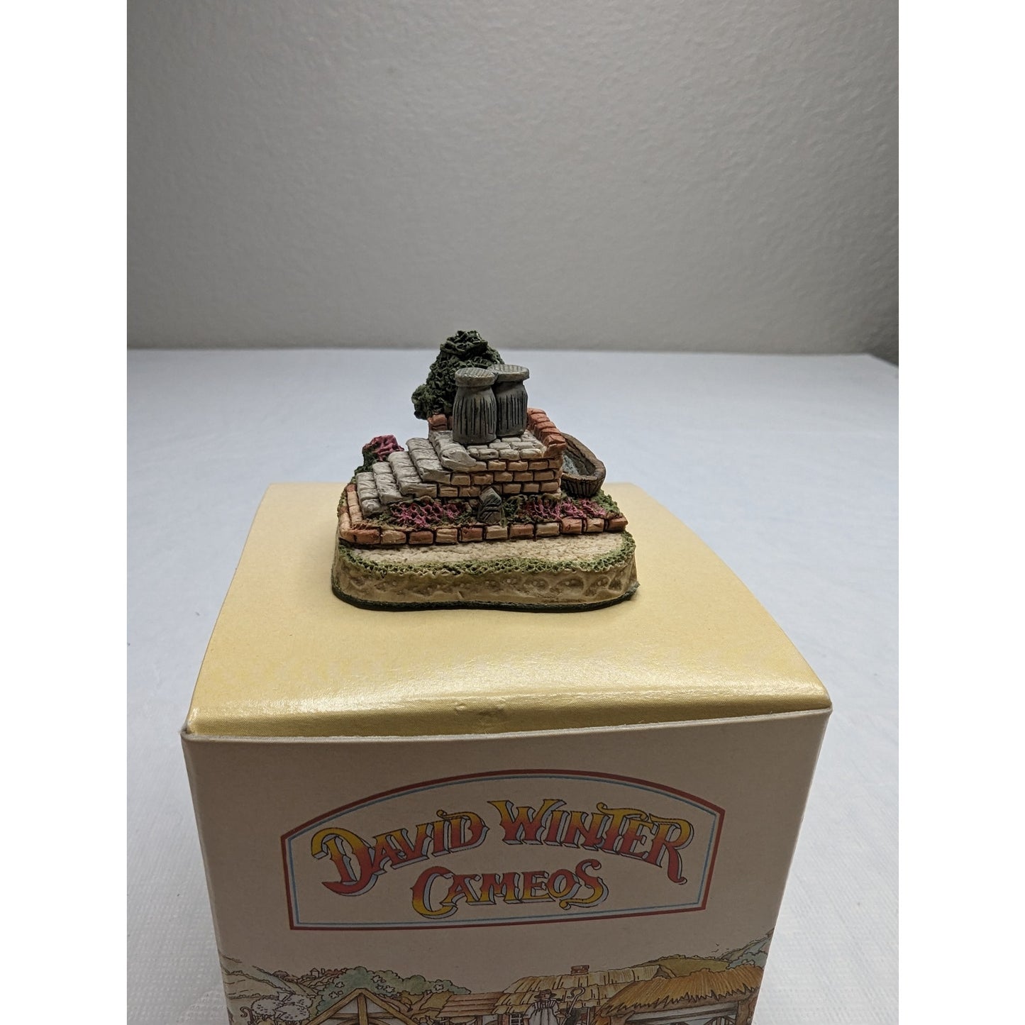 David Winter John Hine Cameo Saddle Steps 1991 New never displayed