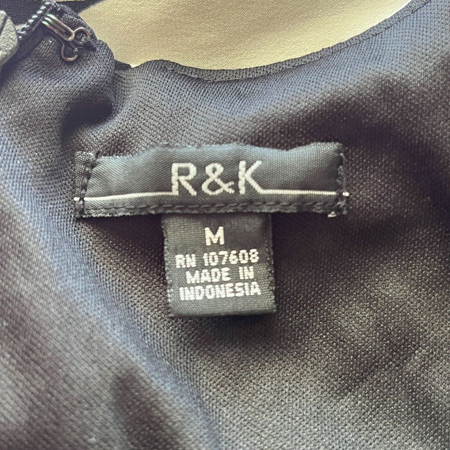 R&K Womens Sz M Knee Length Dress White Green Floral Wrap Style