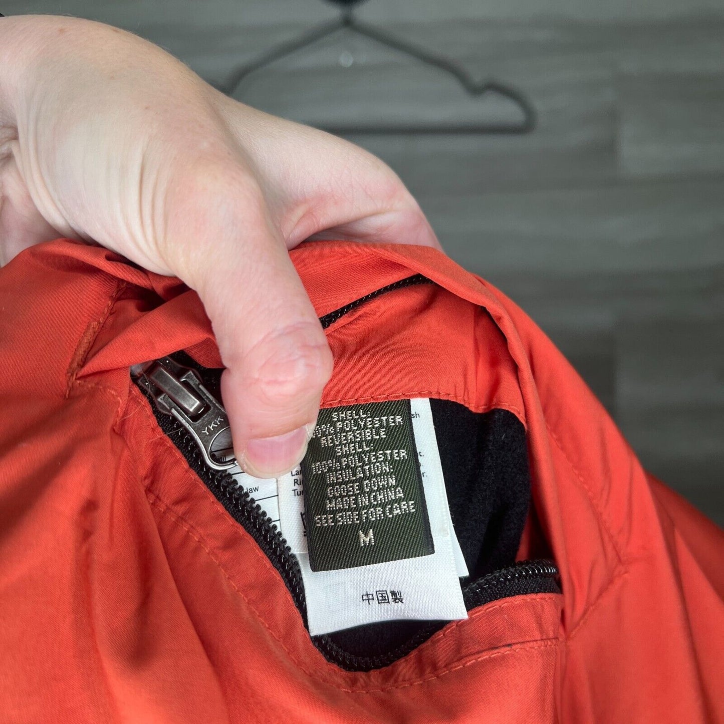 Eddie Bauer Goose Down Zip Puffer Vest Blue/Red Mens Size Medium Reversible