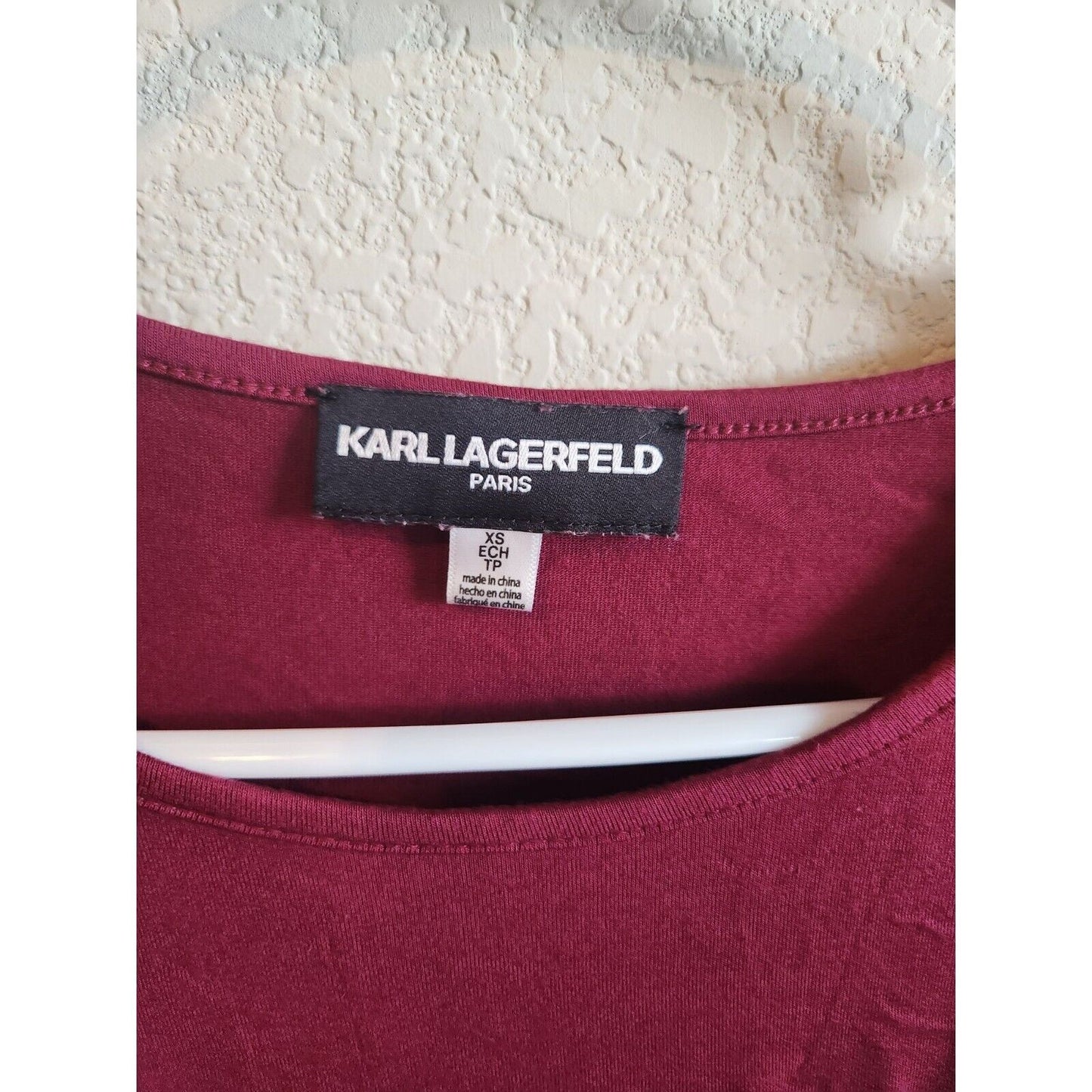 Karl Lagerfeld Womens Sz XS Cold Shoulder Long Sleeve Shirt Maroon