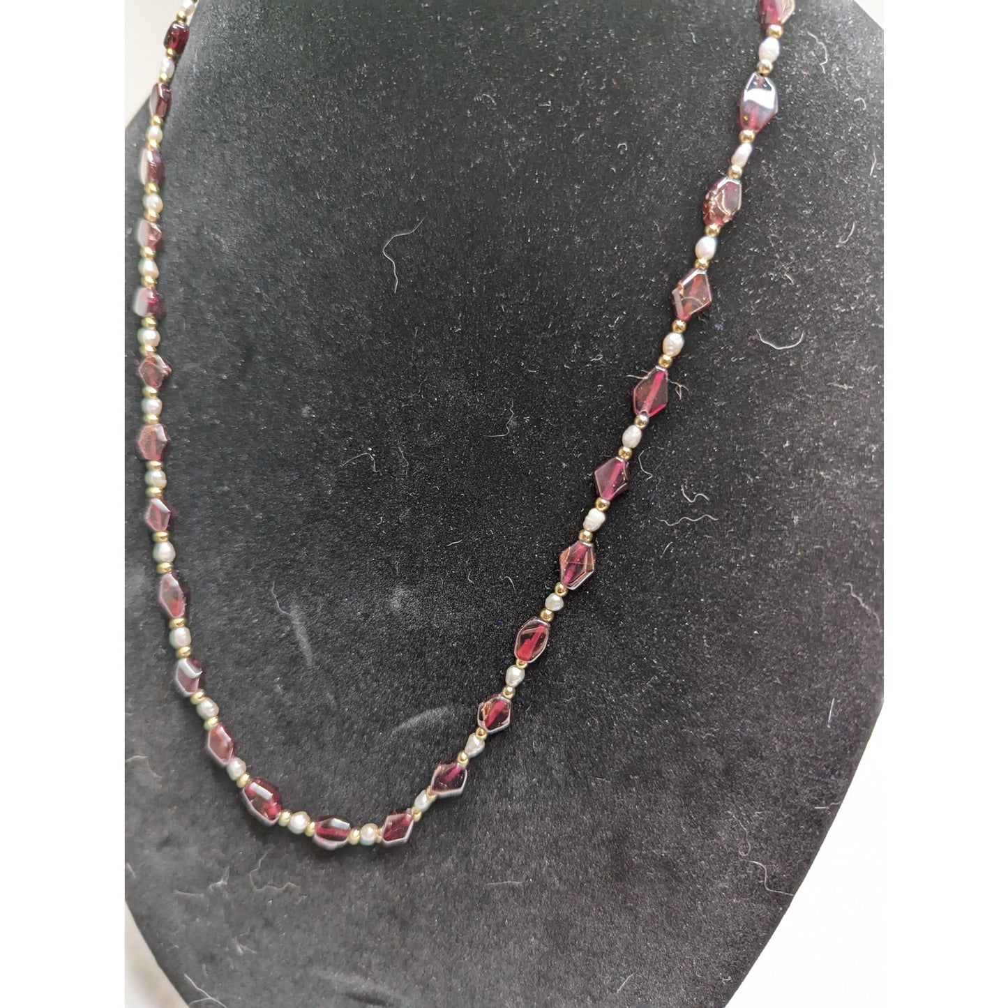 Vintage 1990s Single Strand Dainty Beaded Necklace Purple and Pearl