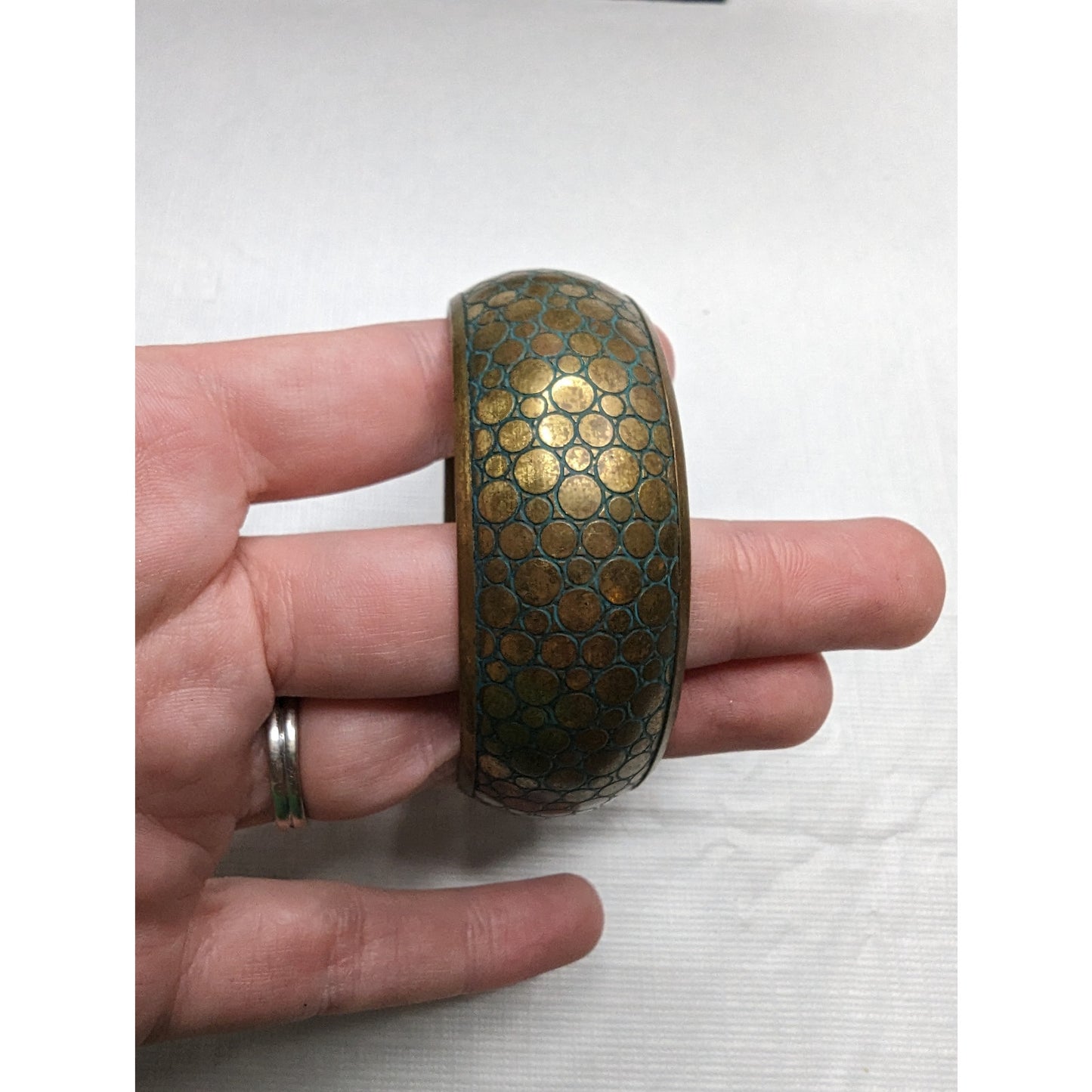Vintage 1970s Womens Metal Bangle Bracelet Gold Dot Print Mod