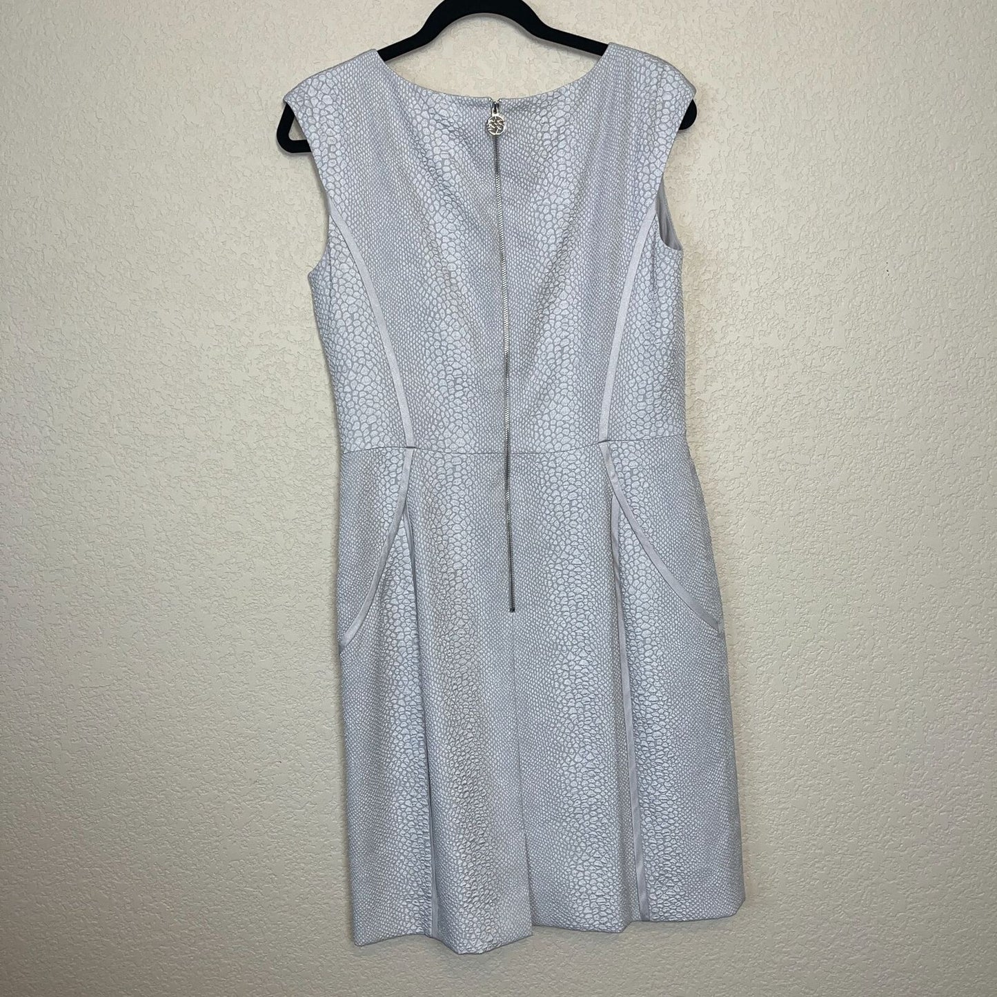 Antonio Melani Womens Sz 8 Pencil Dress Silver w/ Satin Trim Sleeveless