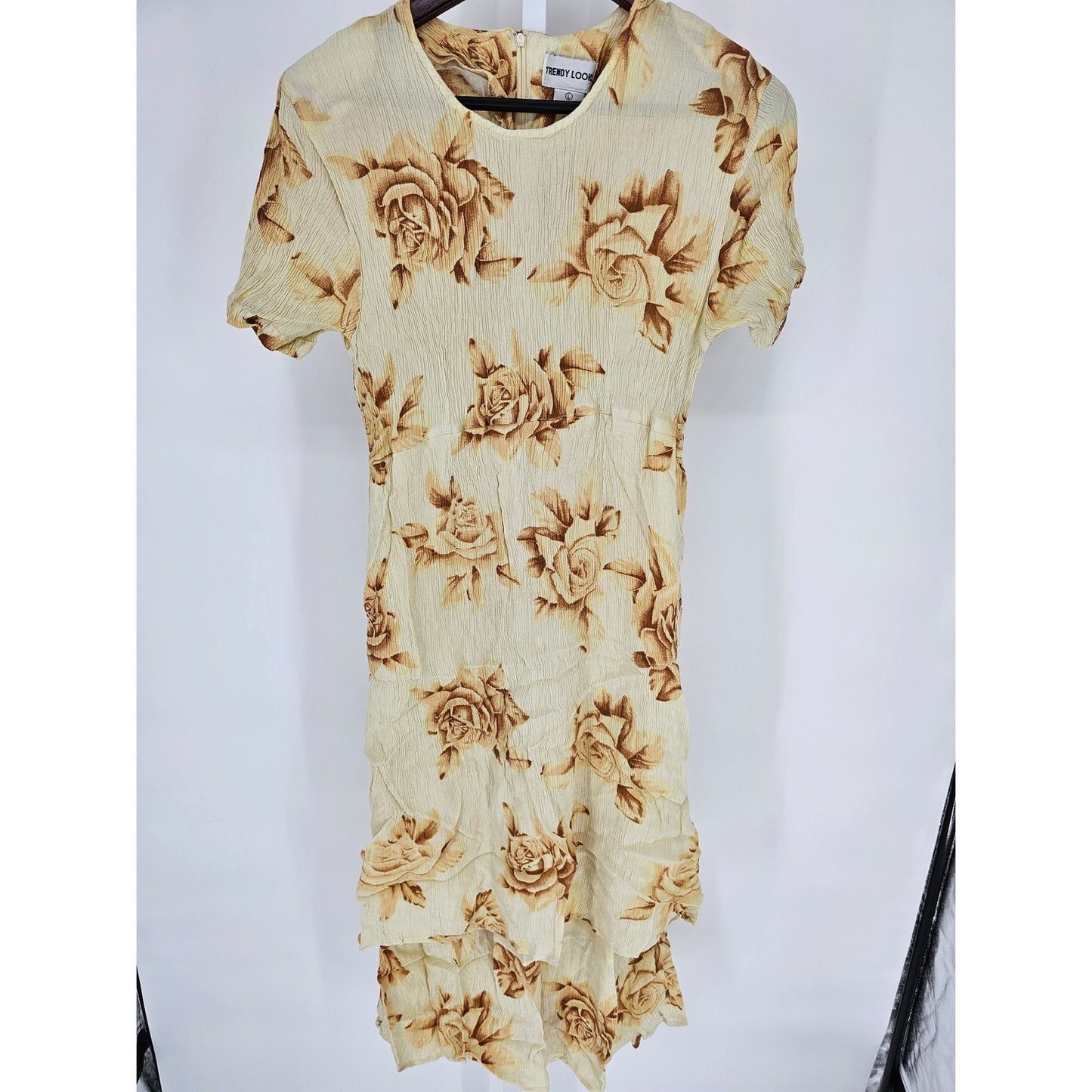 Vintage 1990s Trendy Looks Womens L Short Sleeve Midi Dress Yellow Rose Floral