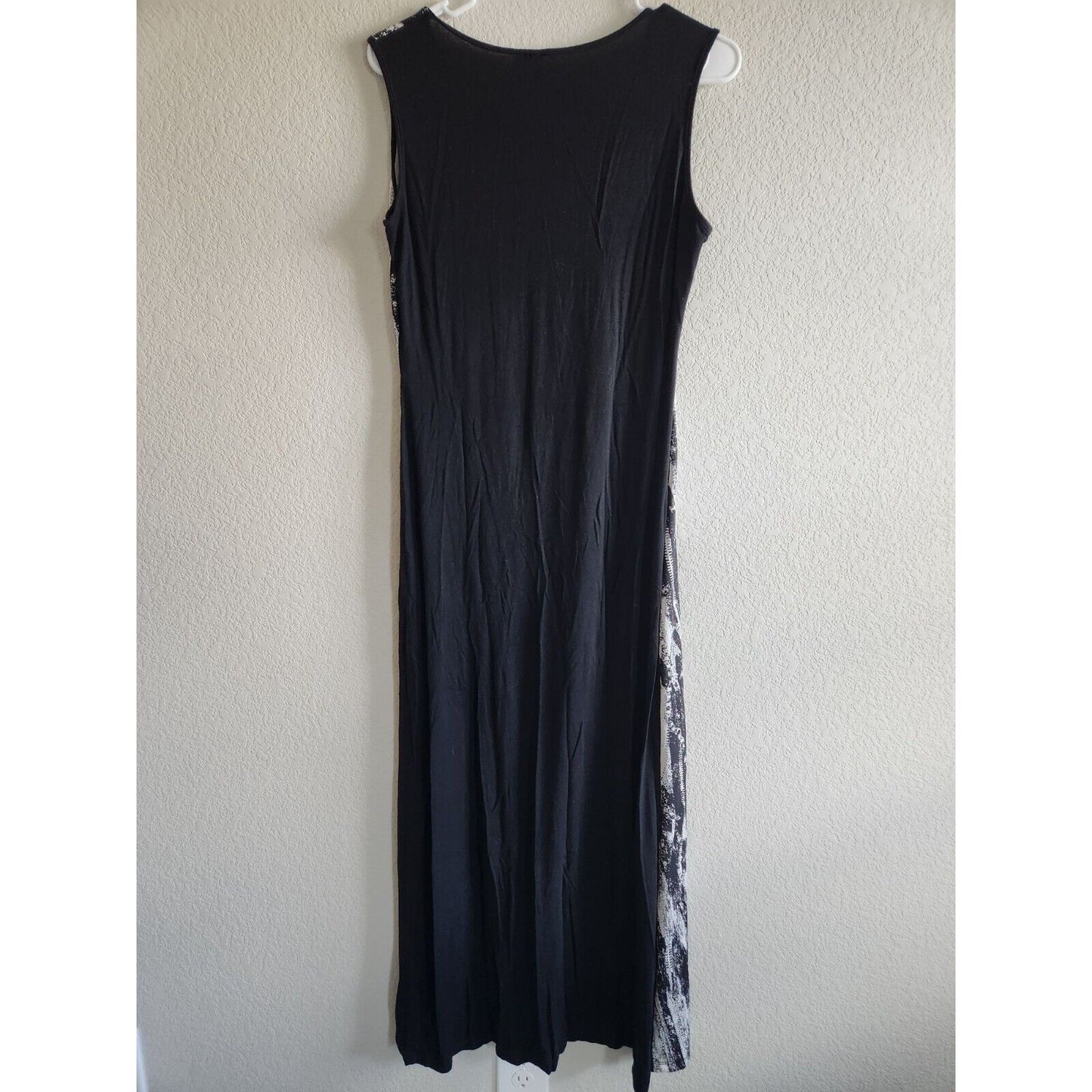 Milano Womens Sz M Maxi Dress Black and White Sleeveless
