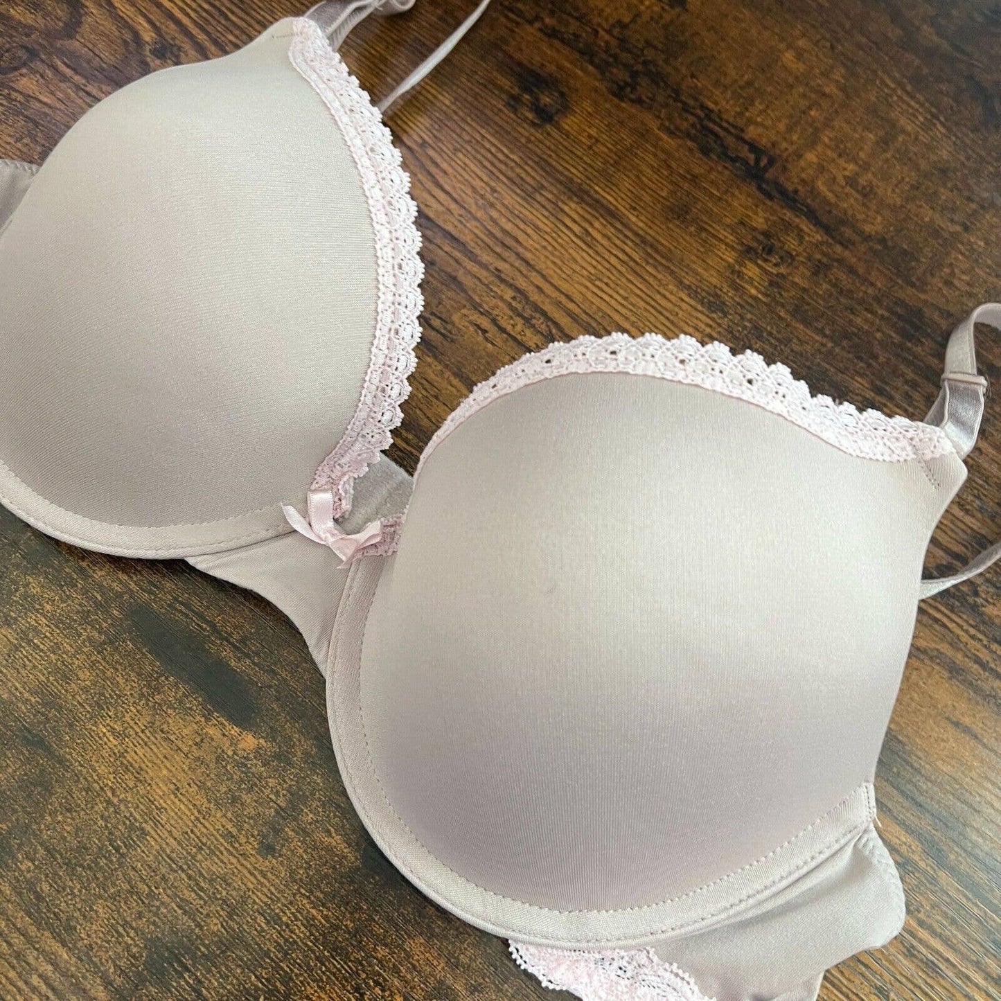 Maidenform Mujer Sz 36C Sujetador Push Up Acolchado Estilo 11439 Beige Claro