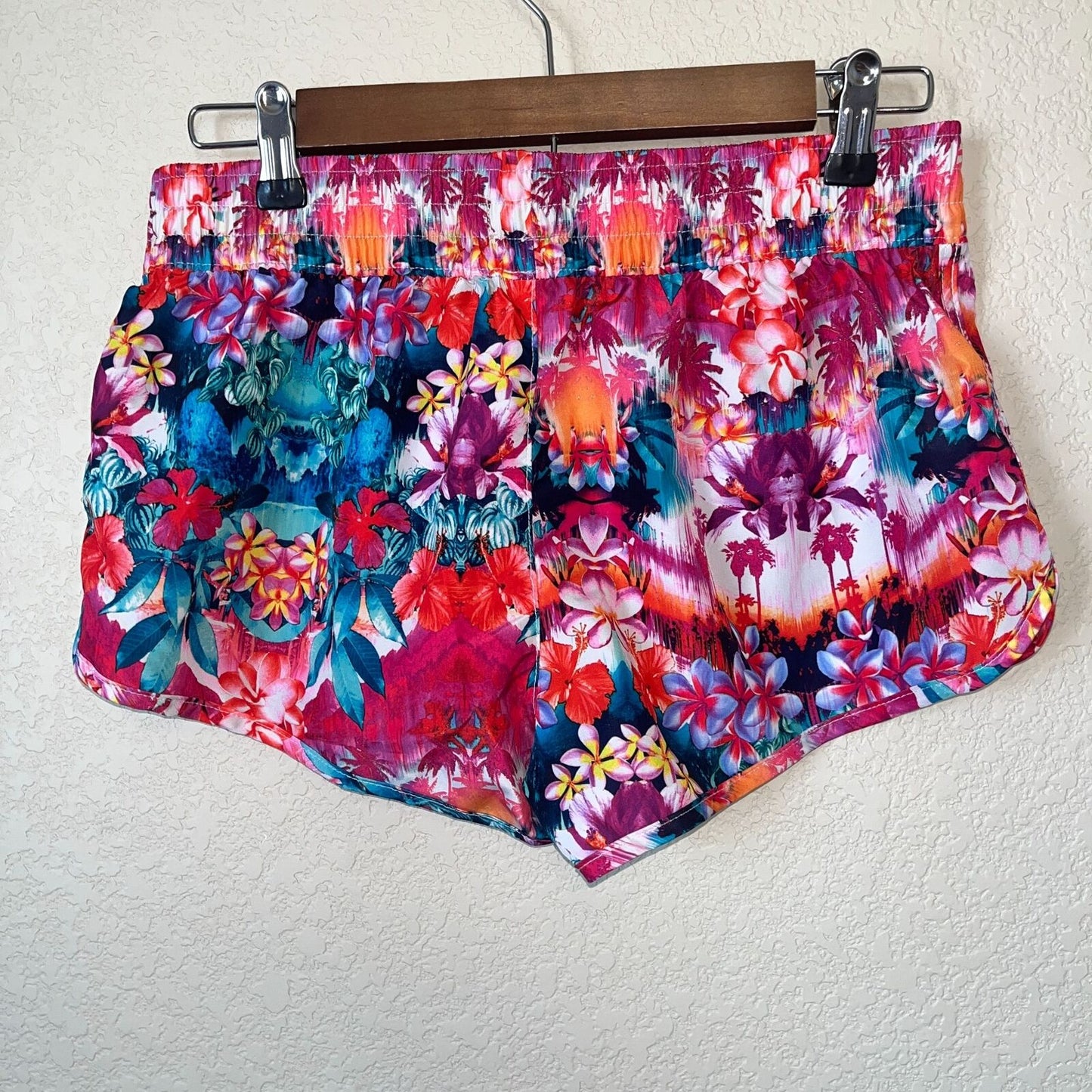 OP Juniors Sz M Bright Floral Athletic Shorts Elastic Waist