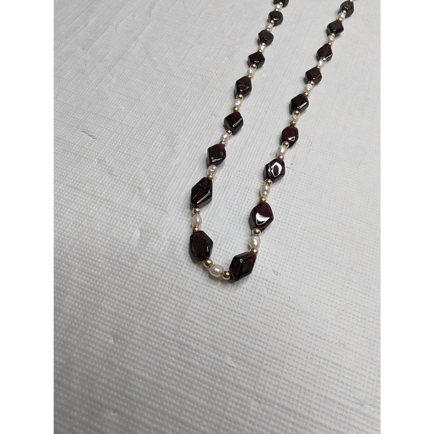 Vintage 1990s Single Strand Dainty Beaded Necklace Purple and Pearl