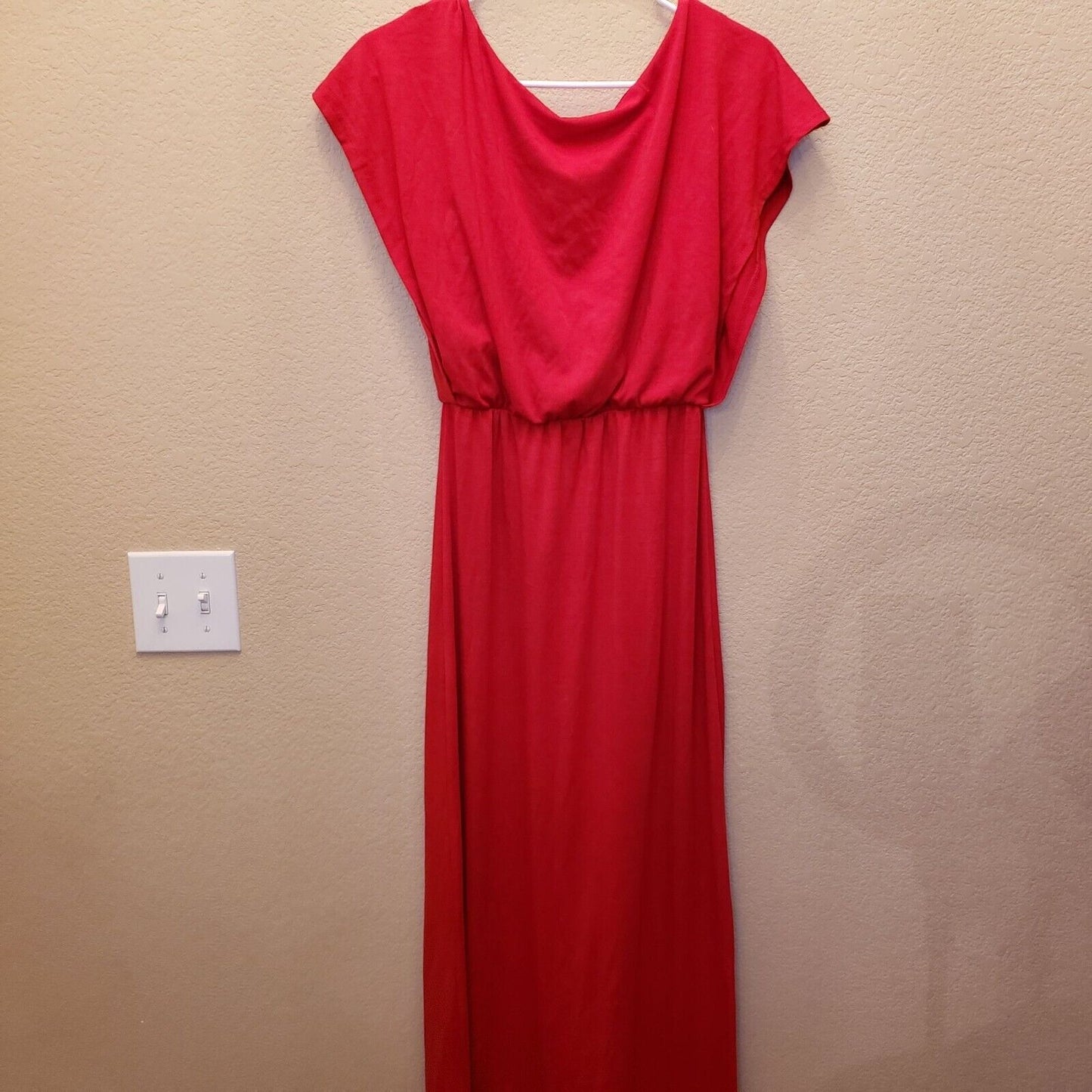 Hot Tempered Womens Sz S Solid Bright Red Maxi Dress