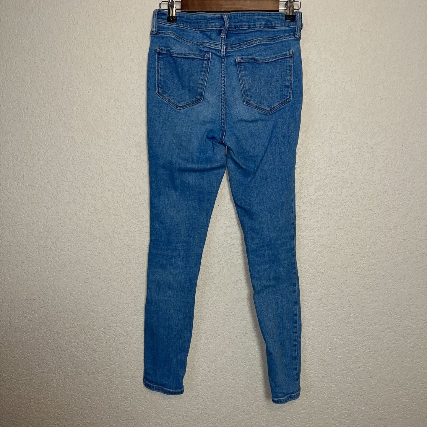 Old Navy Womens Sz 4 Rockstar Super Skinny High Rise Jeans Medium Wash