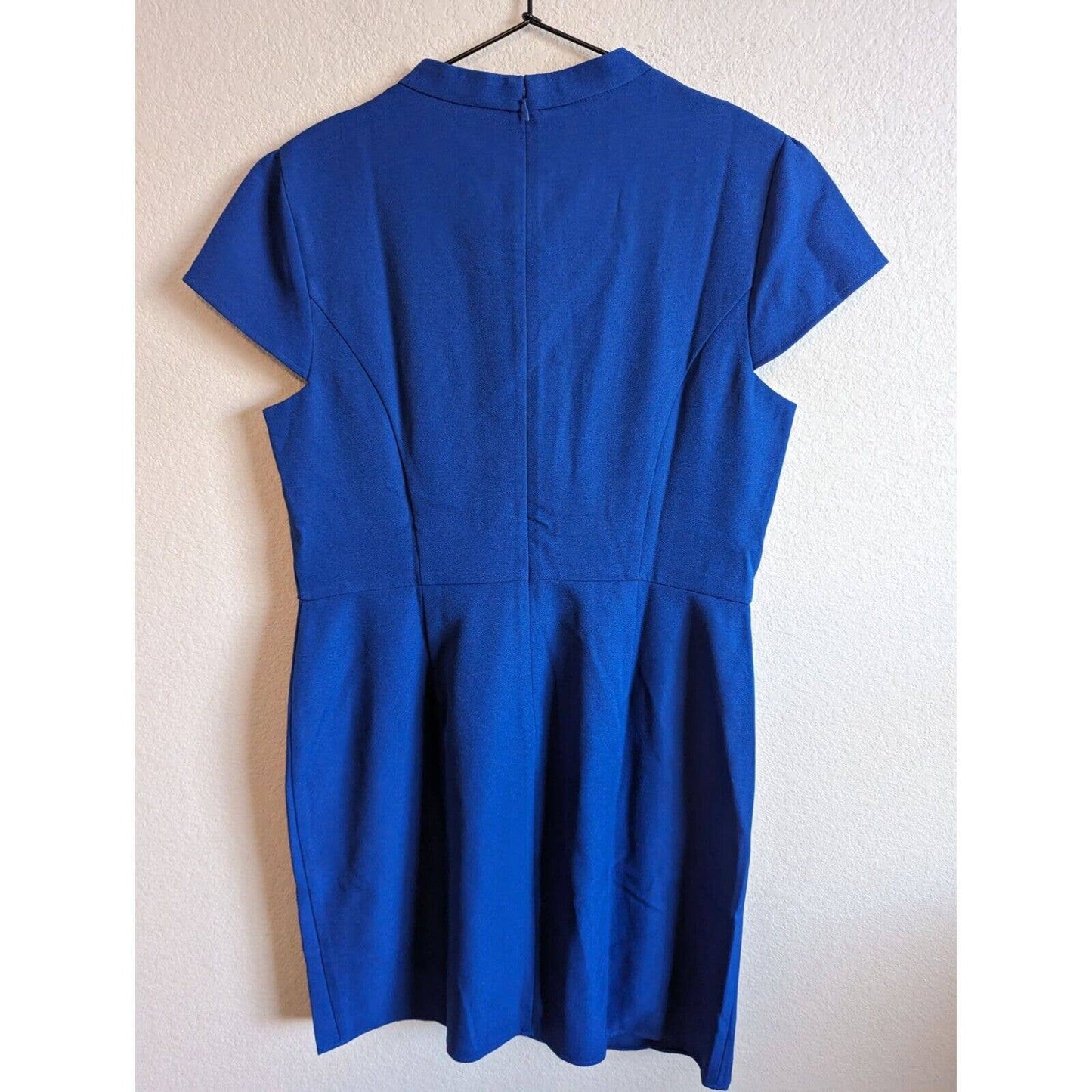 Lark & Ro Mujer Sz 16 Vestido tubo hasta la rodilla Manga casquillo azul sólido NWOT