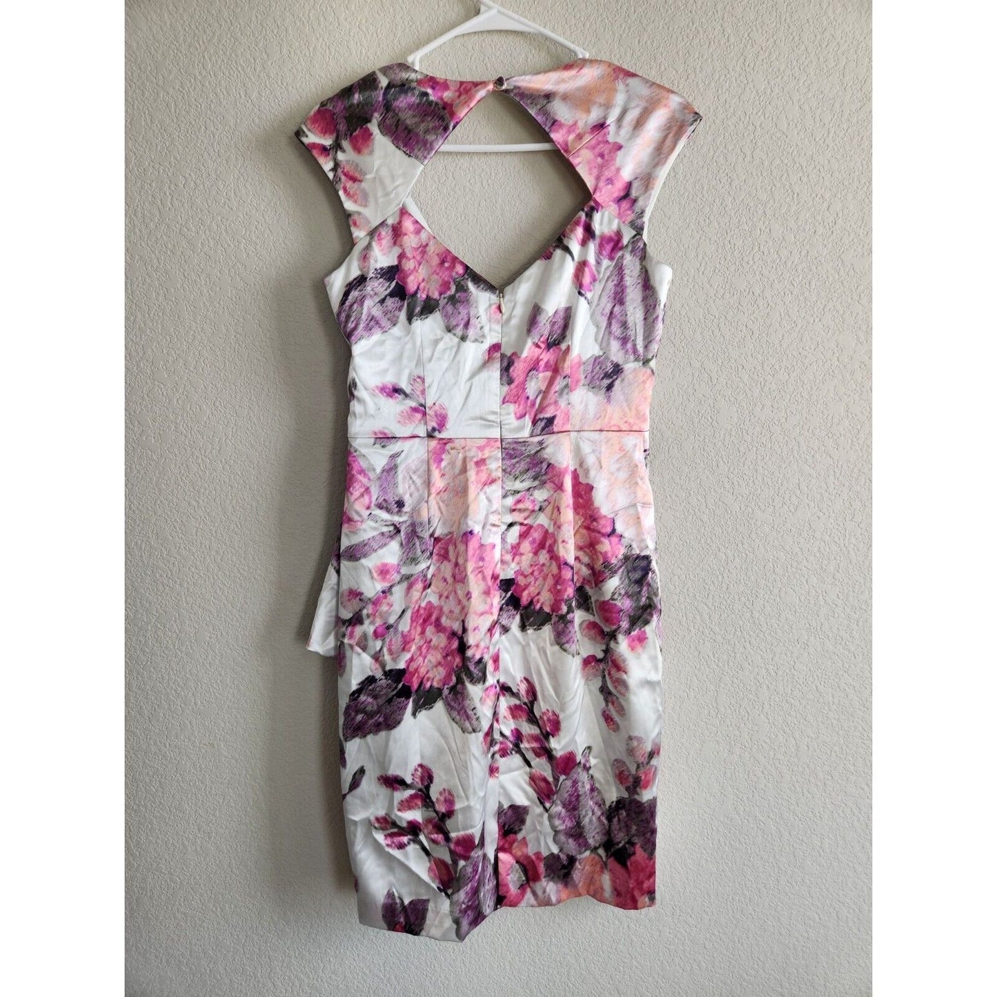 Maggy London Womens Sz 8 Knee Length Faux Wrap Dress Floral Satin Cap Sleeve