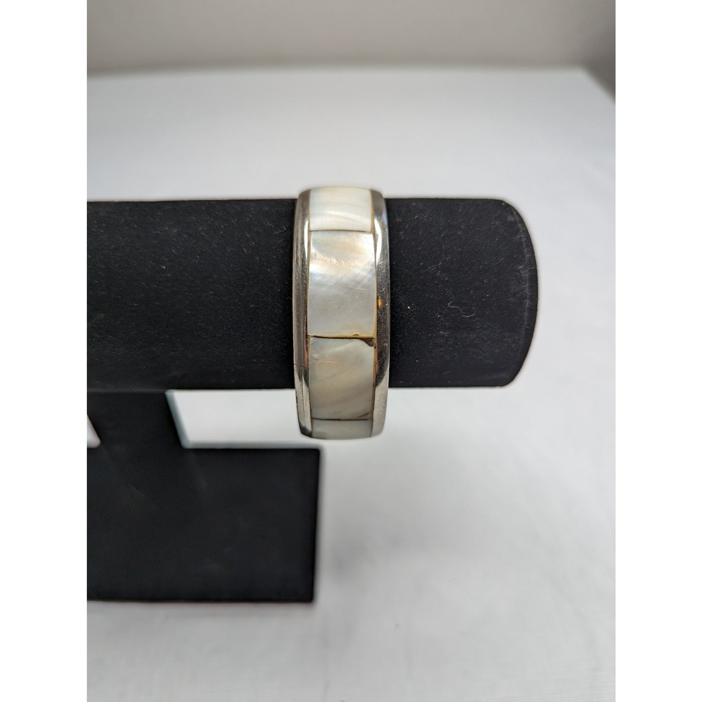 Vintage Mid Century Mother of Pearl Inlay Bangle Bracelet Ivory