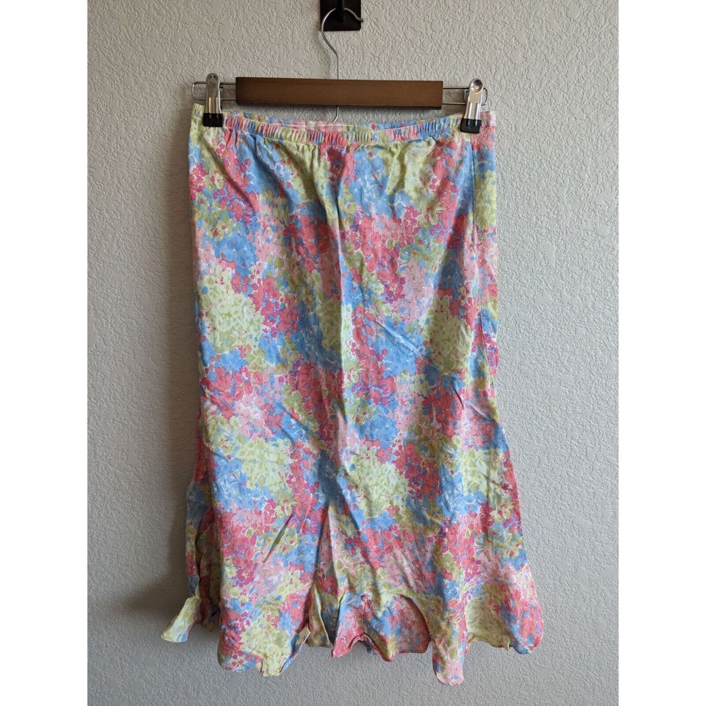 Casual Studio Womens Sz M Knee Length Skirt Pastel Pink Blue Yellow