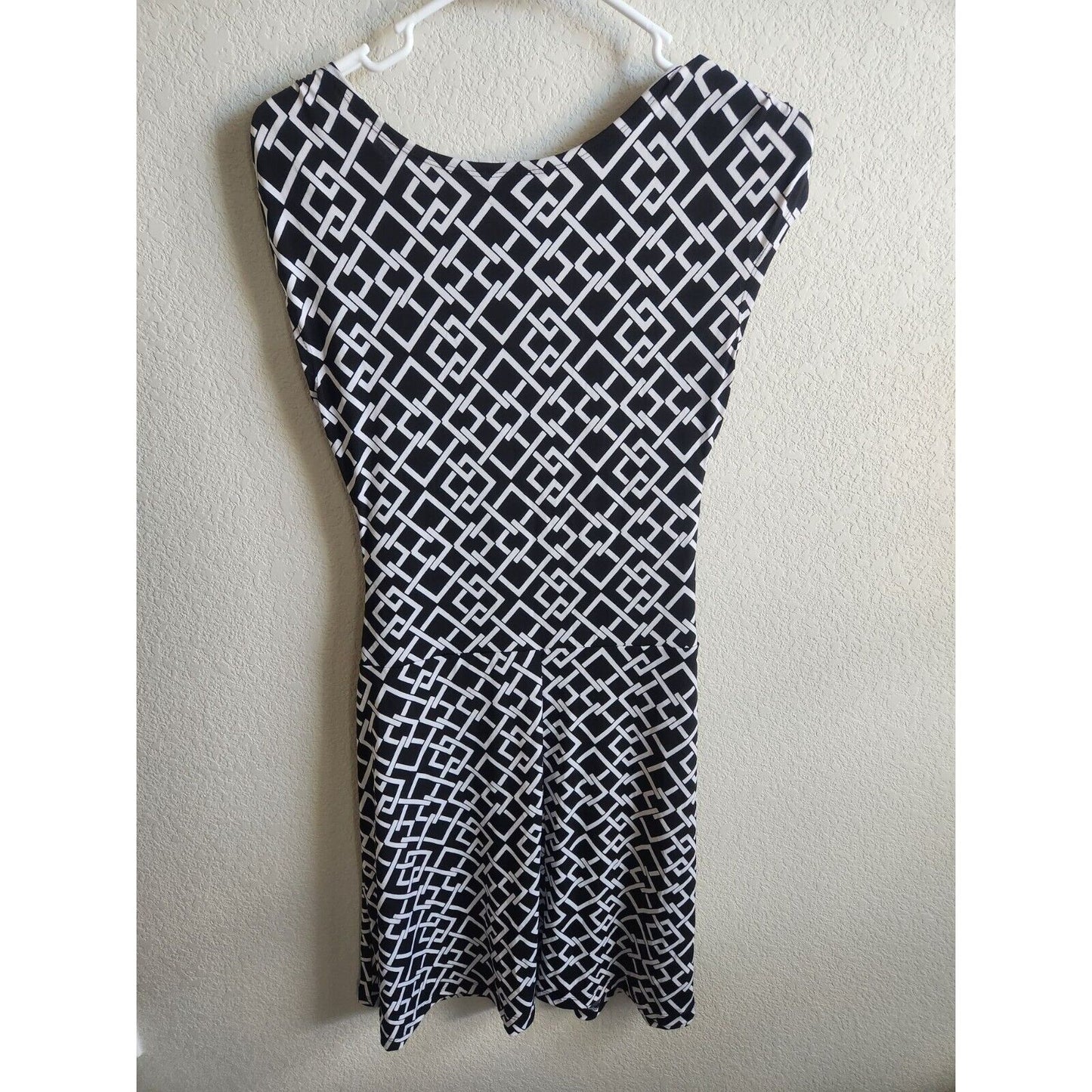 En Focus Studio Womens Sz 8P Petite Midi Dress Black White Geometric Print