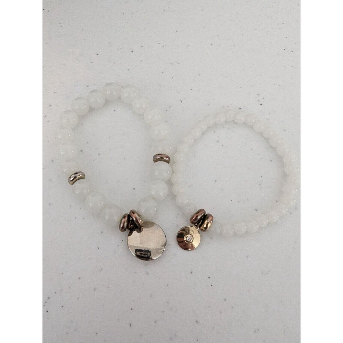 The Limited Womens Set of 2 Beaded Bracelets White Silver Peace