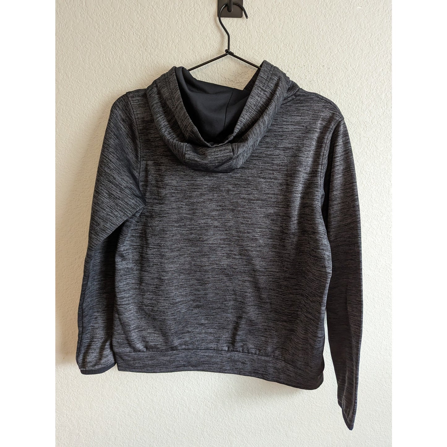 Under Armour Girls Sz L Loose Fit Pullover Athletic Hoodie Pink and Gray