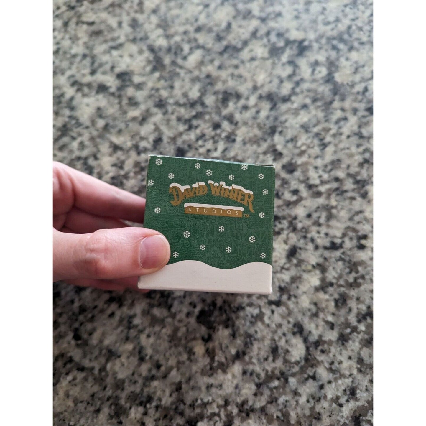 David Winter 1996 Tiny Tim (Standing) John Hine Hand Painted Winter Scene NIB