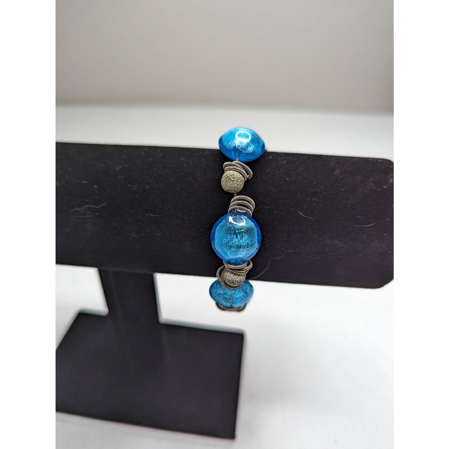 Vintage Single Strand Glass Beaded Bracelet Blue and Silver